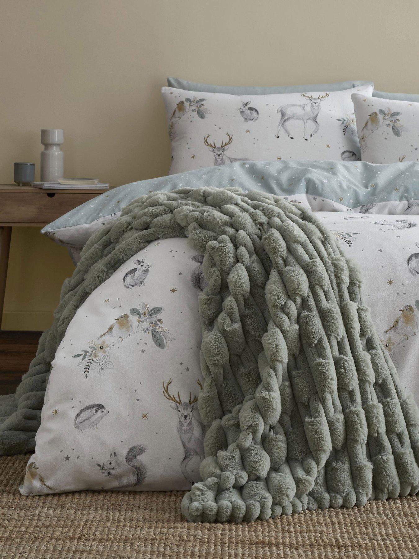 Bianca Carved Faux Fur Cosy Throw in Sage 150x200cm