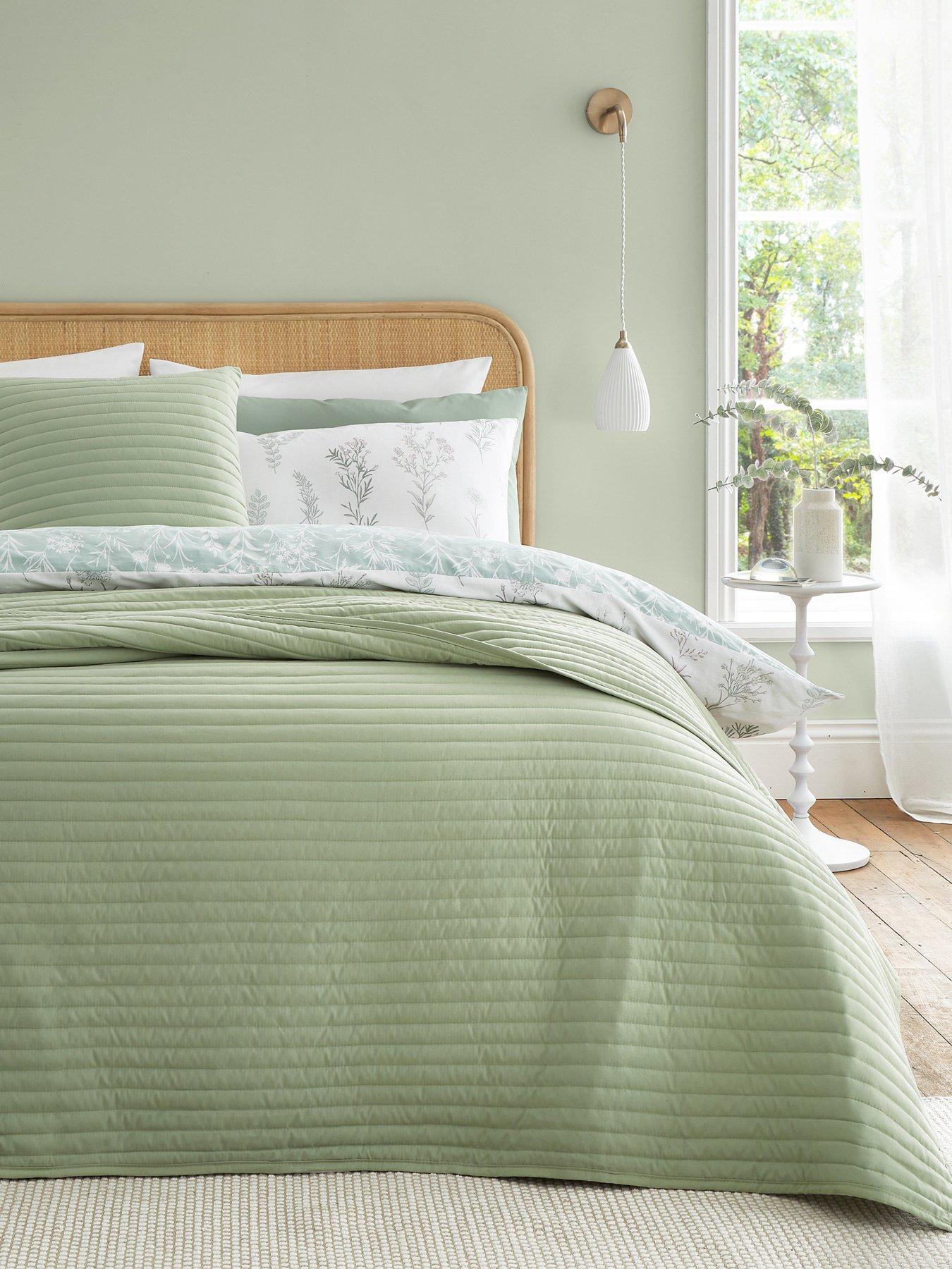 Bianca Quilted Lines Bedspread Throw - Sage
