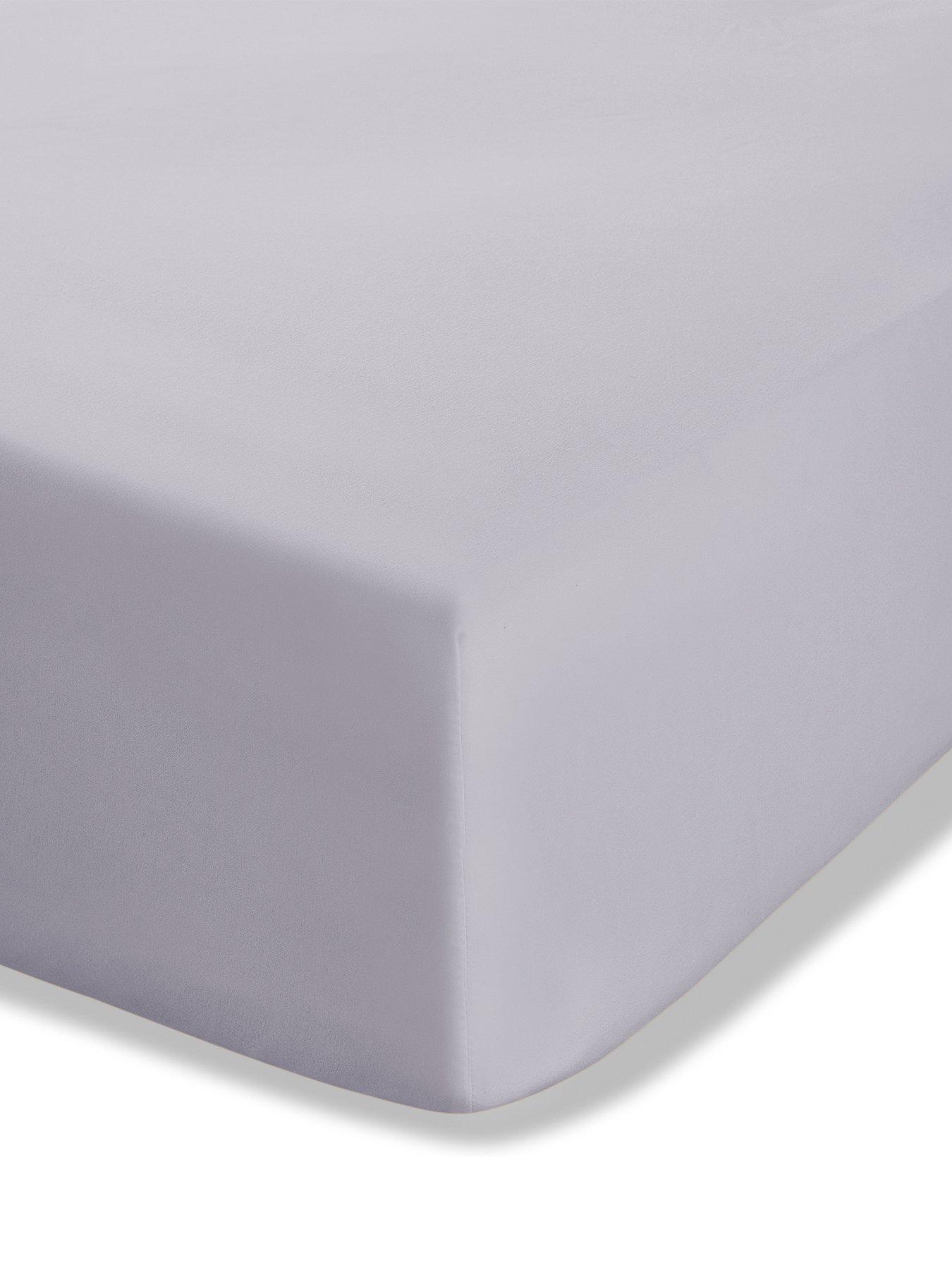 Catherine Lansfield Easy Iron Extra Deep Fitted Sheet