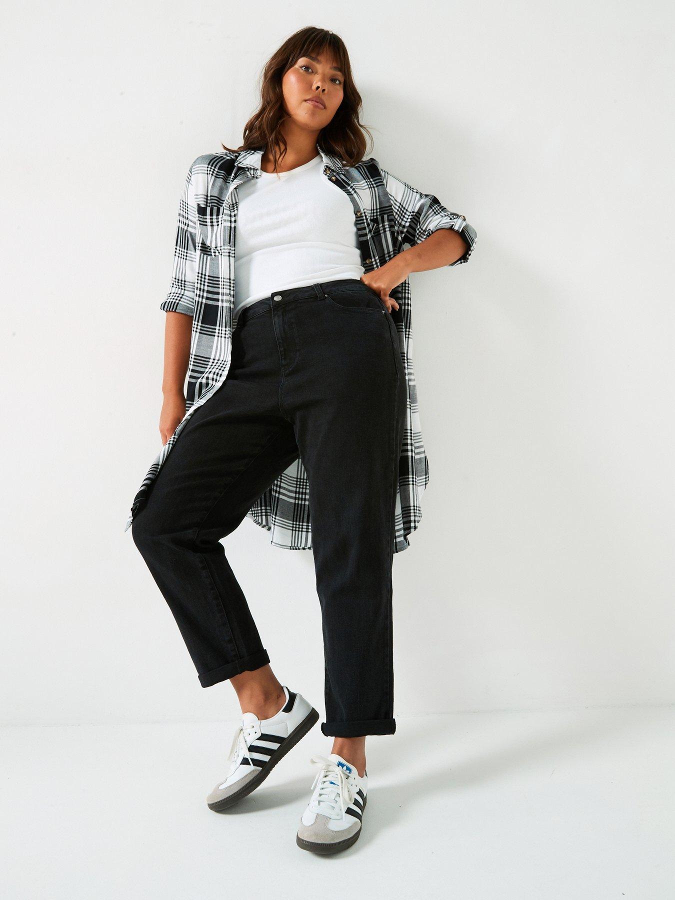 The Very Collection Curve High Waisted Stretch Mom Jean - Black