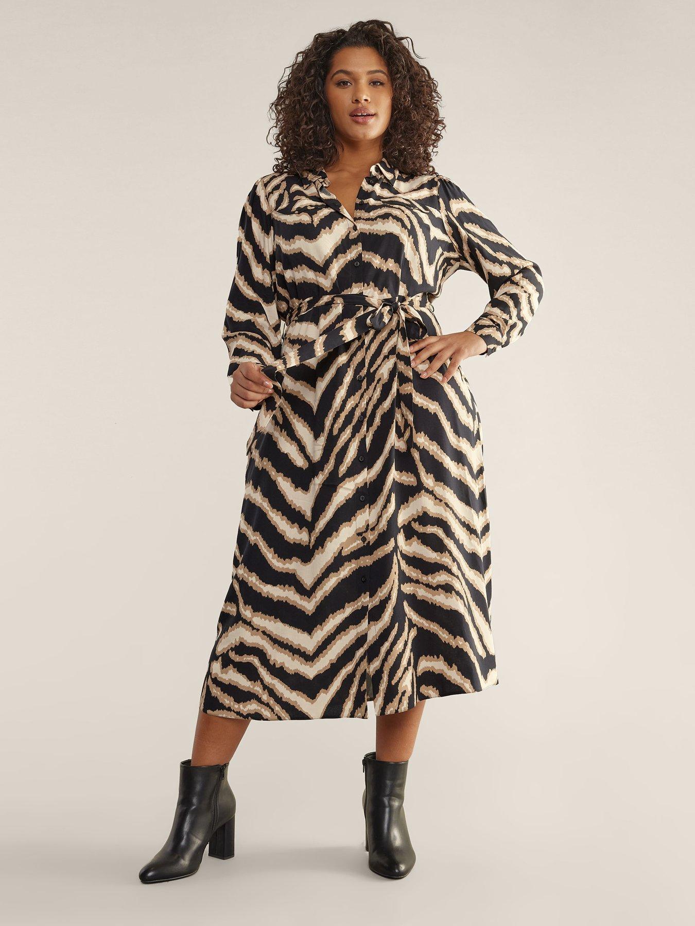 Image 3 of 4 of Evans Animal Print Utility Dress - Black