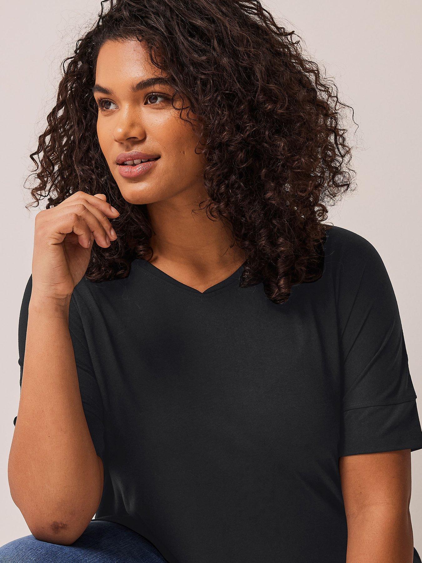 Image 4 of 4 of Evans V Neck Modal T-shirt Black