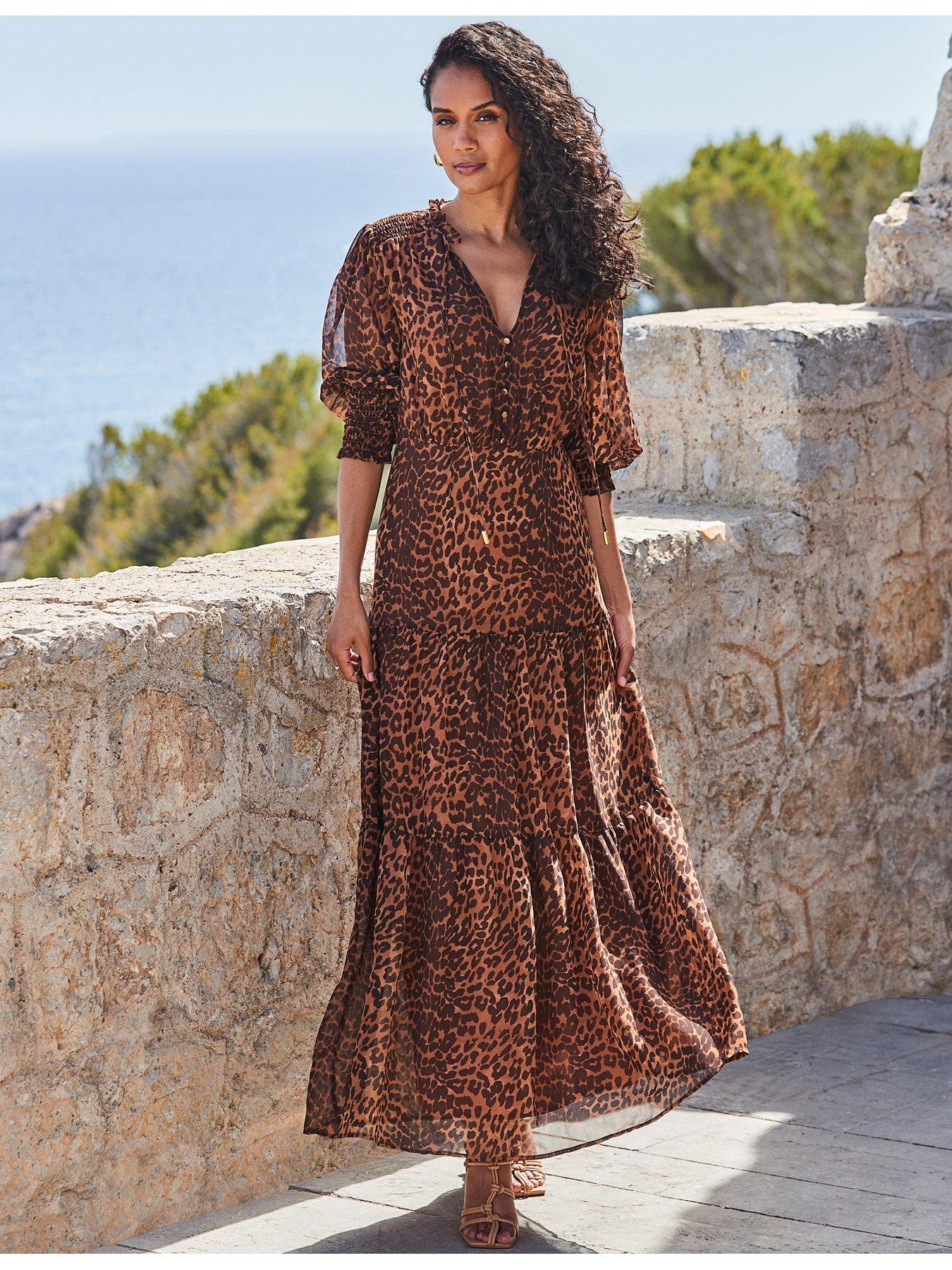 Very leopard hot sale print dress