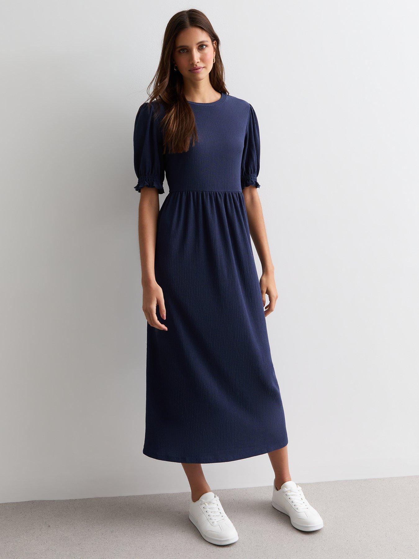 New Look Navy Crinkle Short Sleeve Midi Smock Dress | Very.co.uk image.