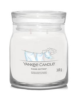 Product photograph of Yankee Candle Signature Medium Jar Candle Ndash Clean Cotton from very.co.uk