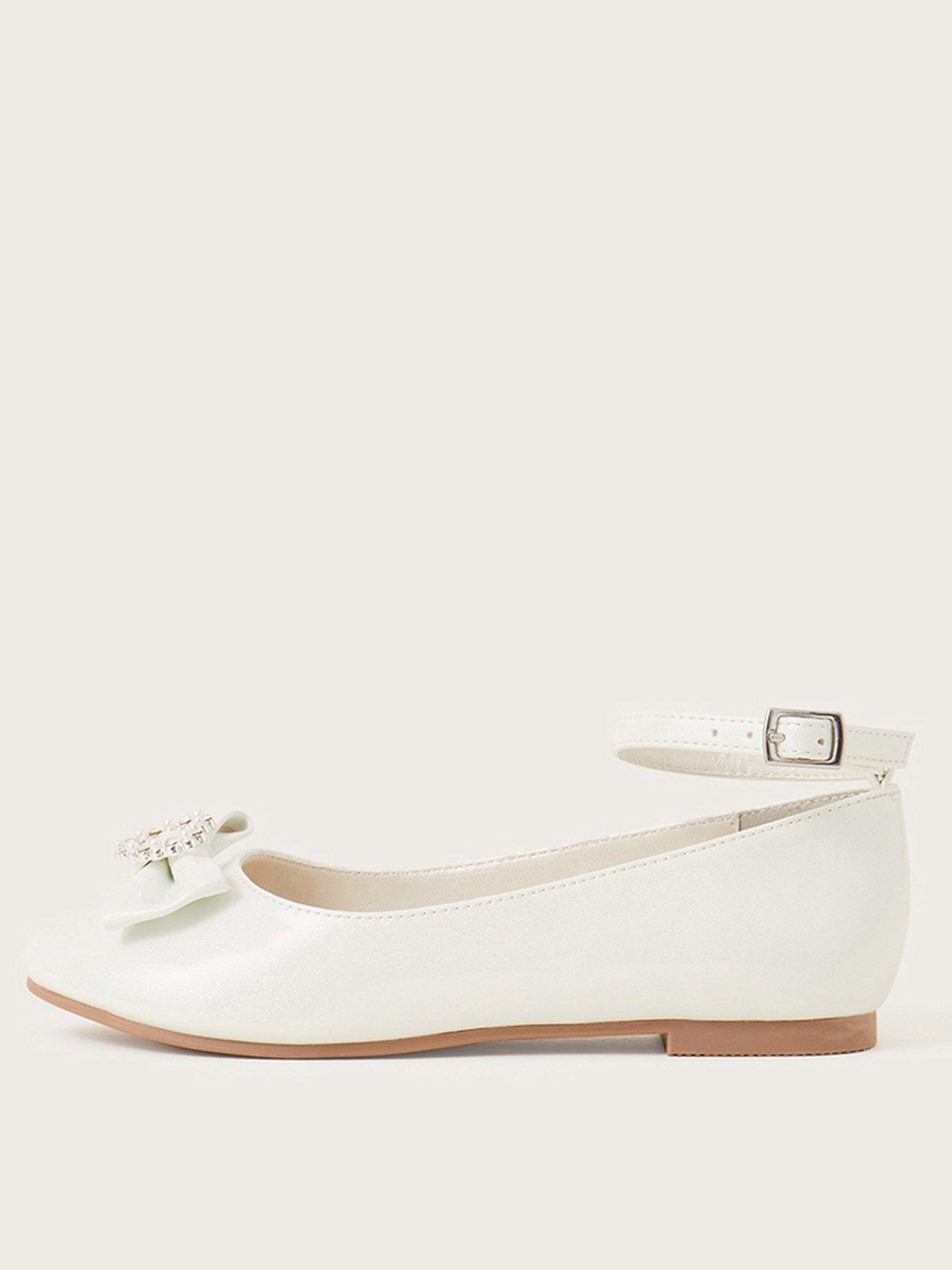 Flat best sale communion shoes