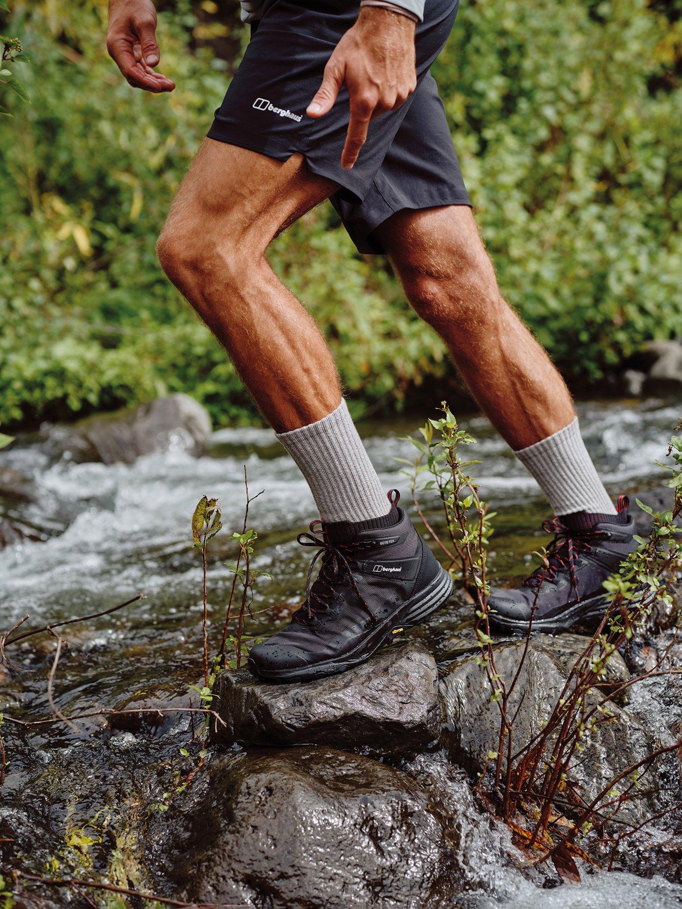 Image 7 of 7 of Berghaus Men's Vc22 Mid Gore-Tex Boots - Black/red