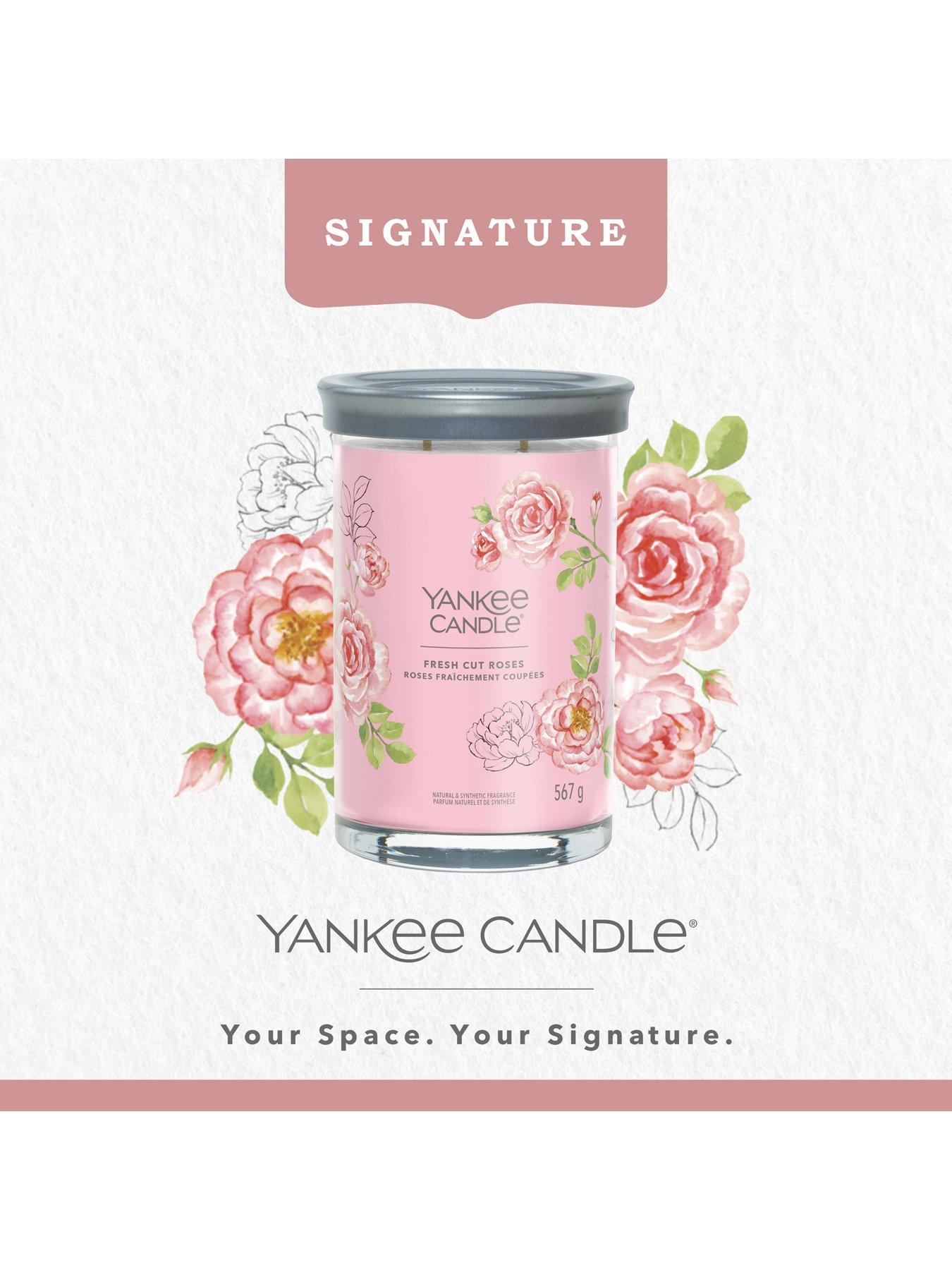 Image 5 of 7 of Yankee Candle Signature Large Tumbler Candle &ndash; Fresh Cut Roses