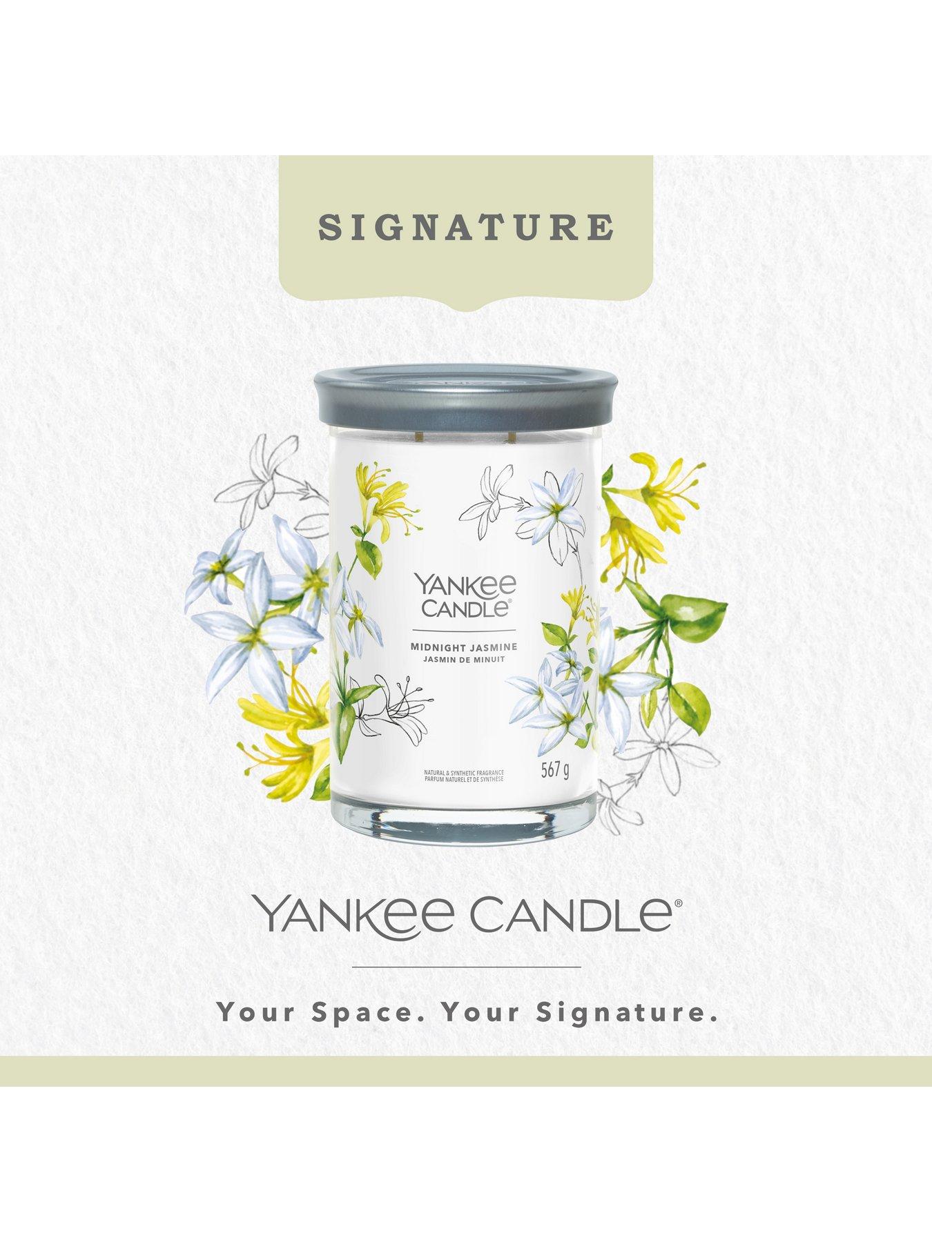 Image 5 of 7 of Yankee Candle Signature Large Tumbler Jar Candle &ndash; Midnight Jasmine