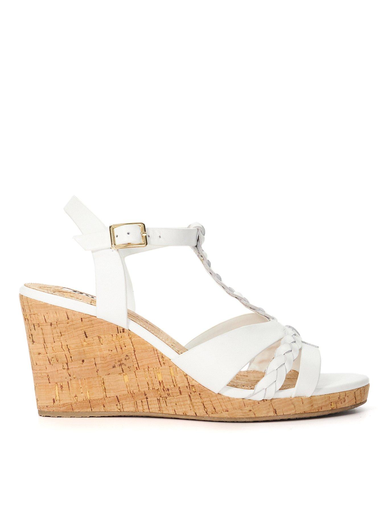 White wedges hot sale dune