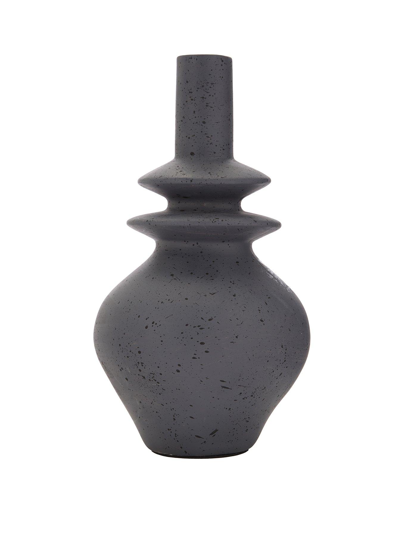 Image 2 of 7 of Very Home Totem Fin Vase