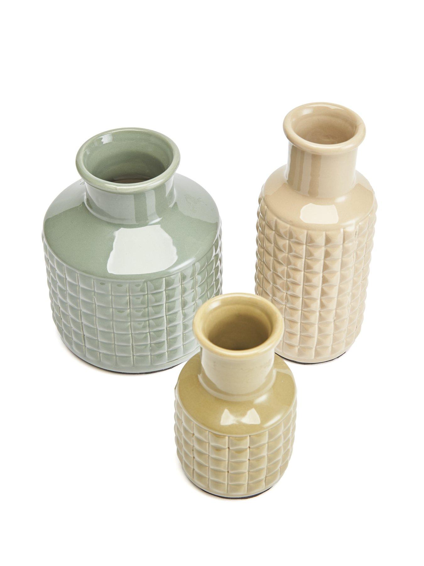 Image 3 of 7 of The Very Collection Set of 3 Bud Vases