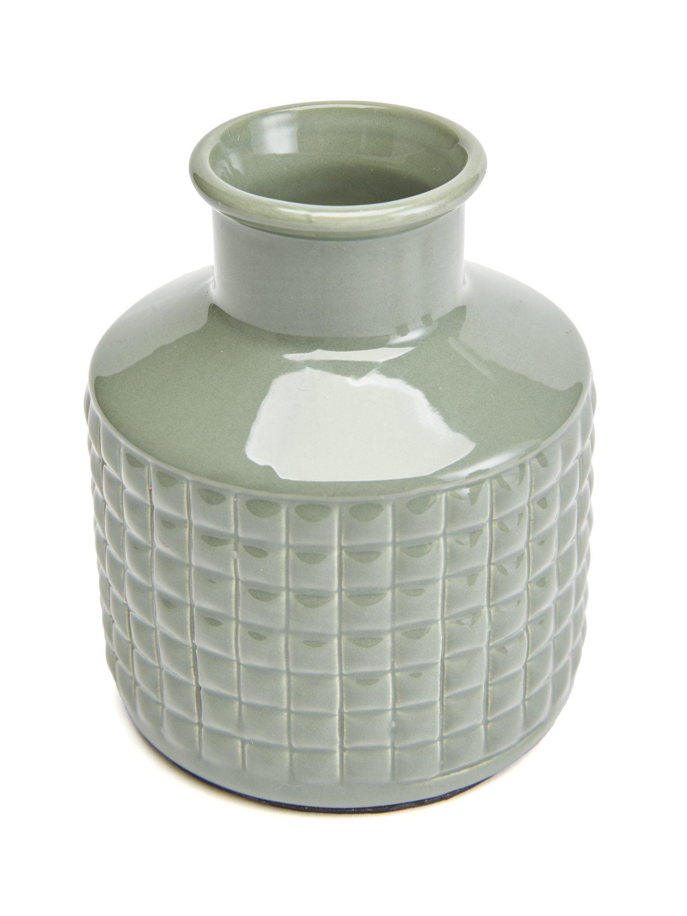 Image 4 of 7 of The Very Collection Set of 3 Bud Vases