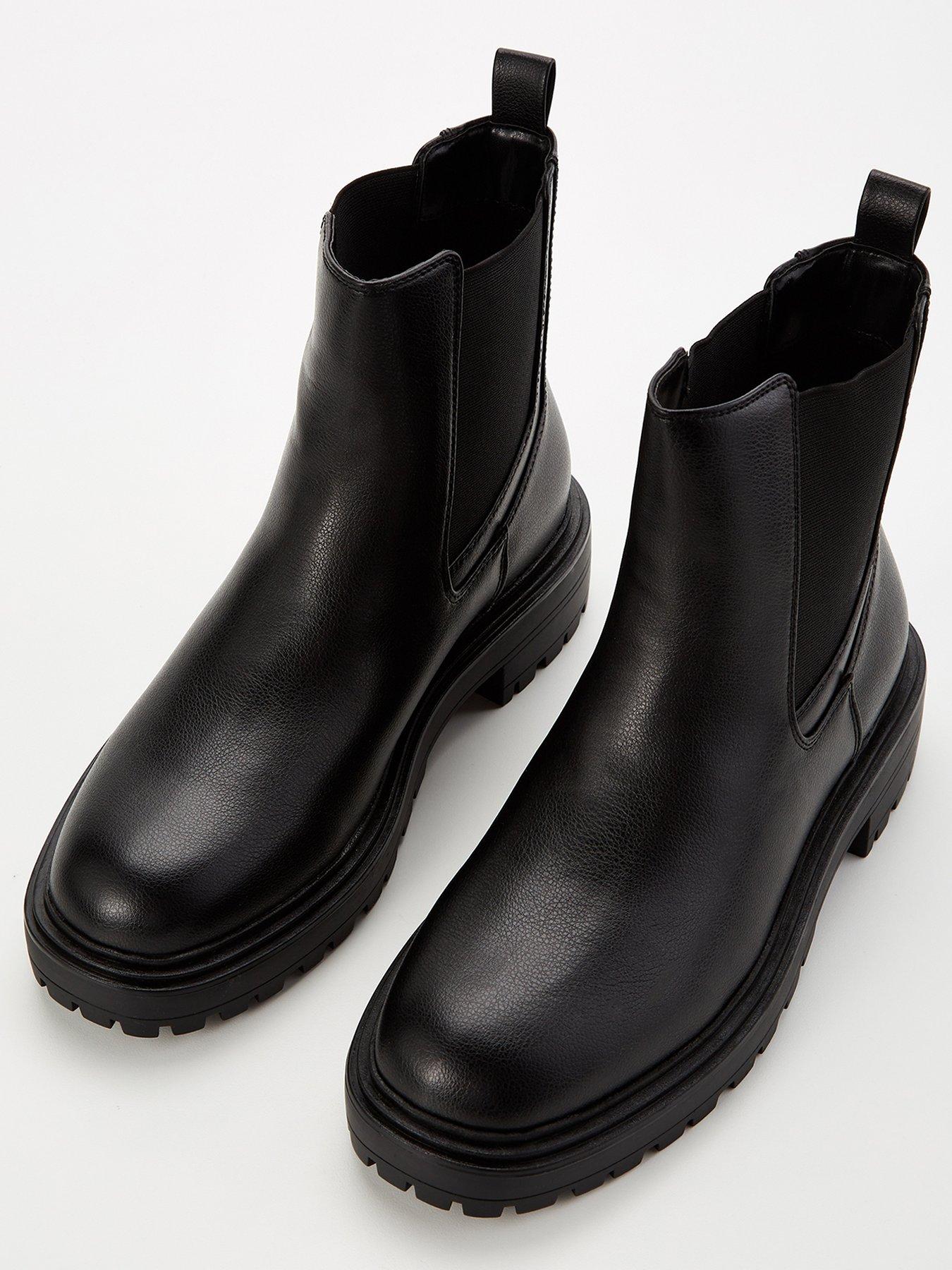Chelsea boots very hot sale