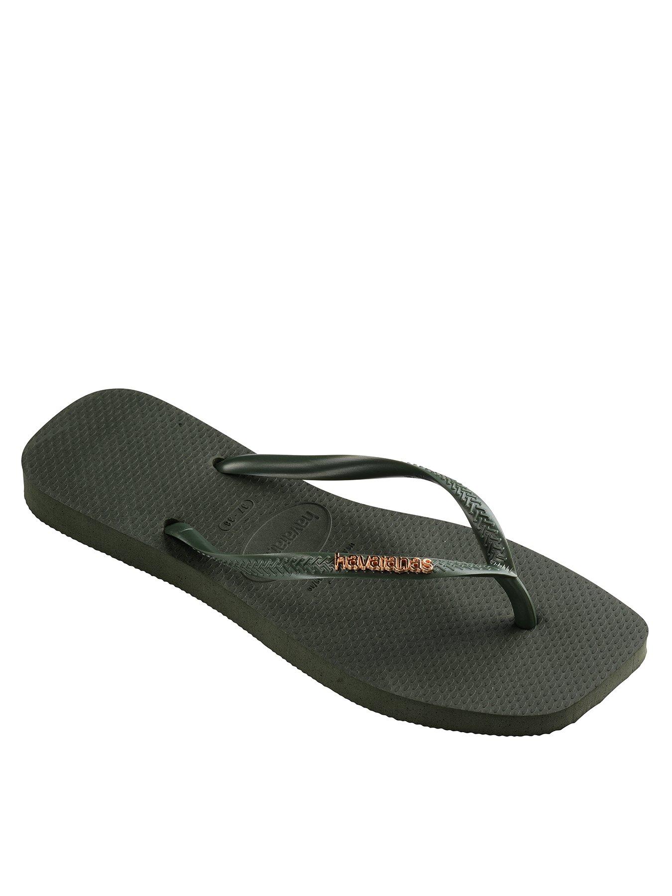 Black and 2024 gold havaianas