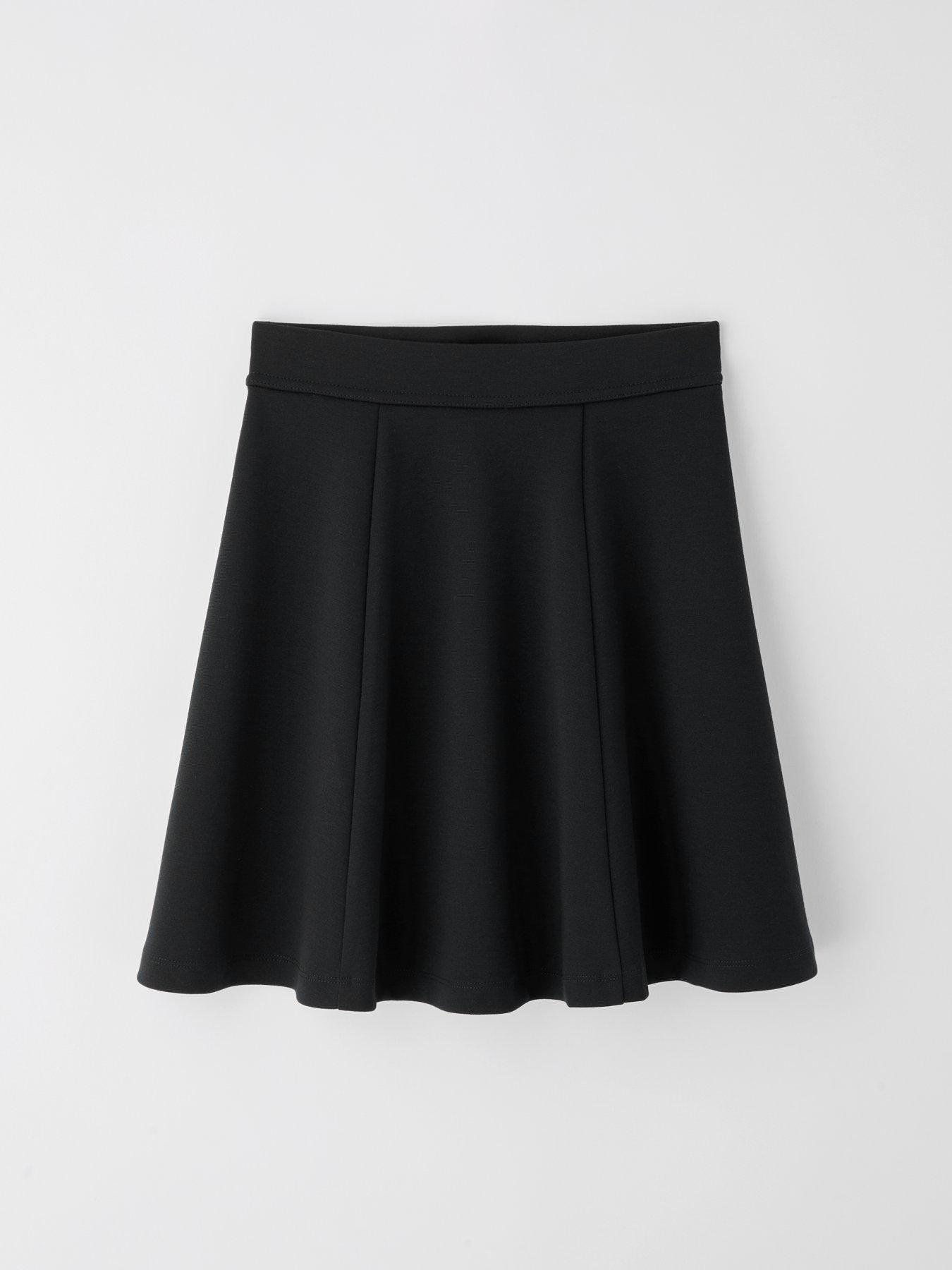 Image 4 of 7 of The Very Collection Girls 2 Pack Jersey Skater Skirts - Black