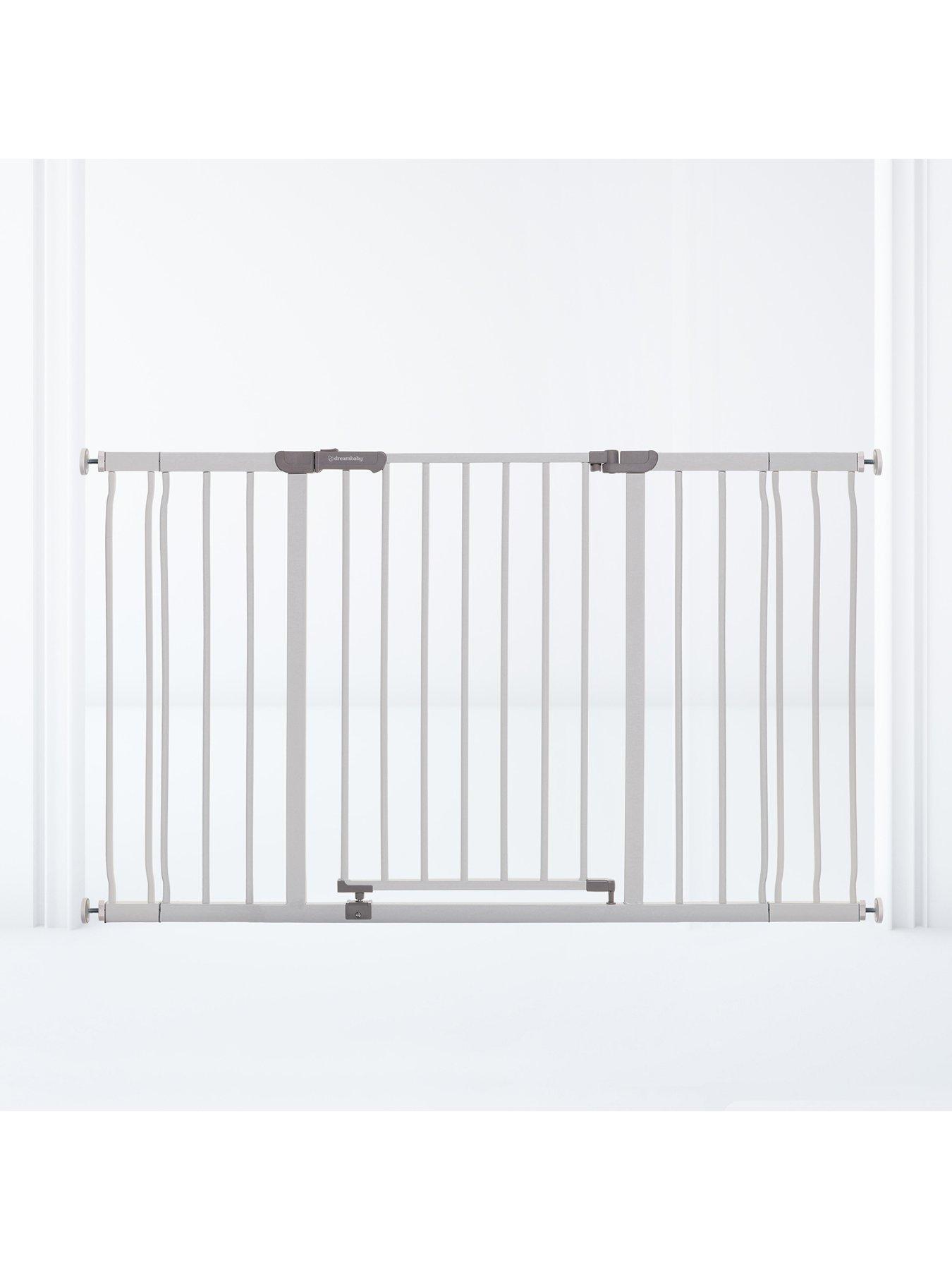 Image 6 of 7 of Dreambaby Ava Wide Gate with 1 x 9cm and 1 x 18cm Extension&nbsp;- White