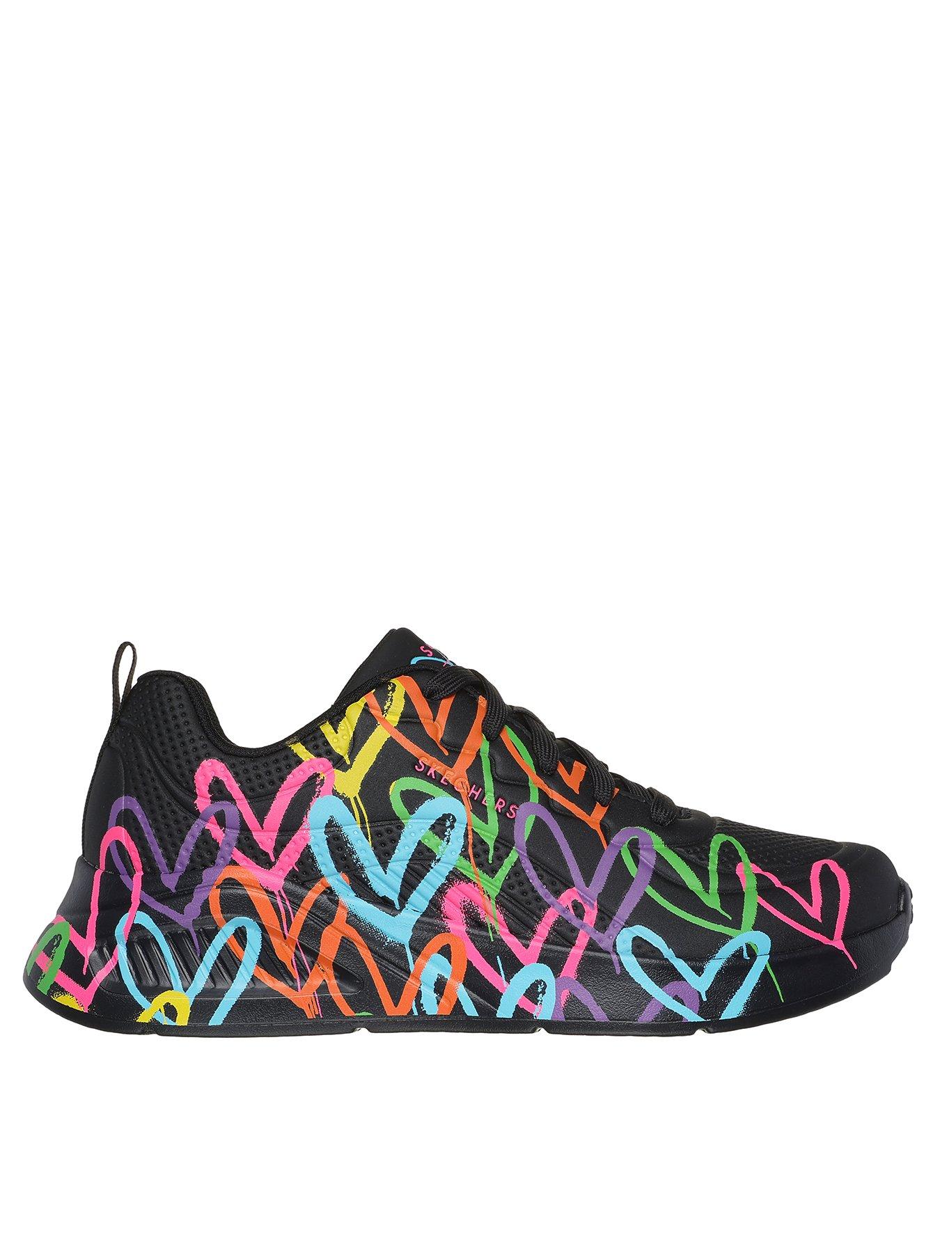 Goldcrown Graffiti Heart Design Lace Up Fashion Sneaker