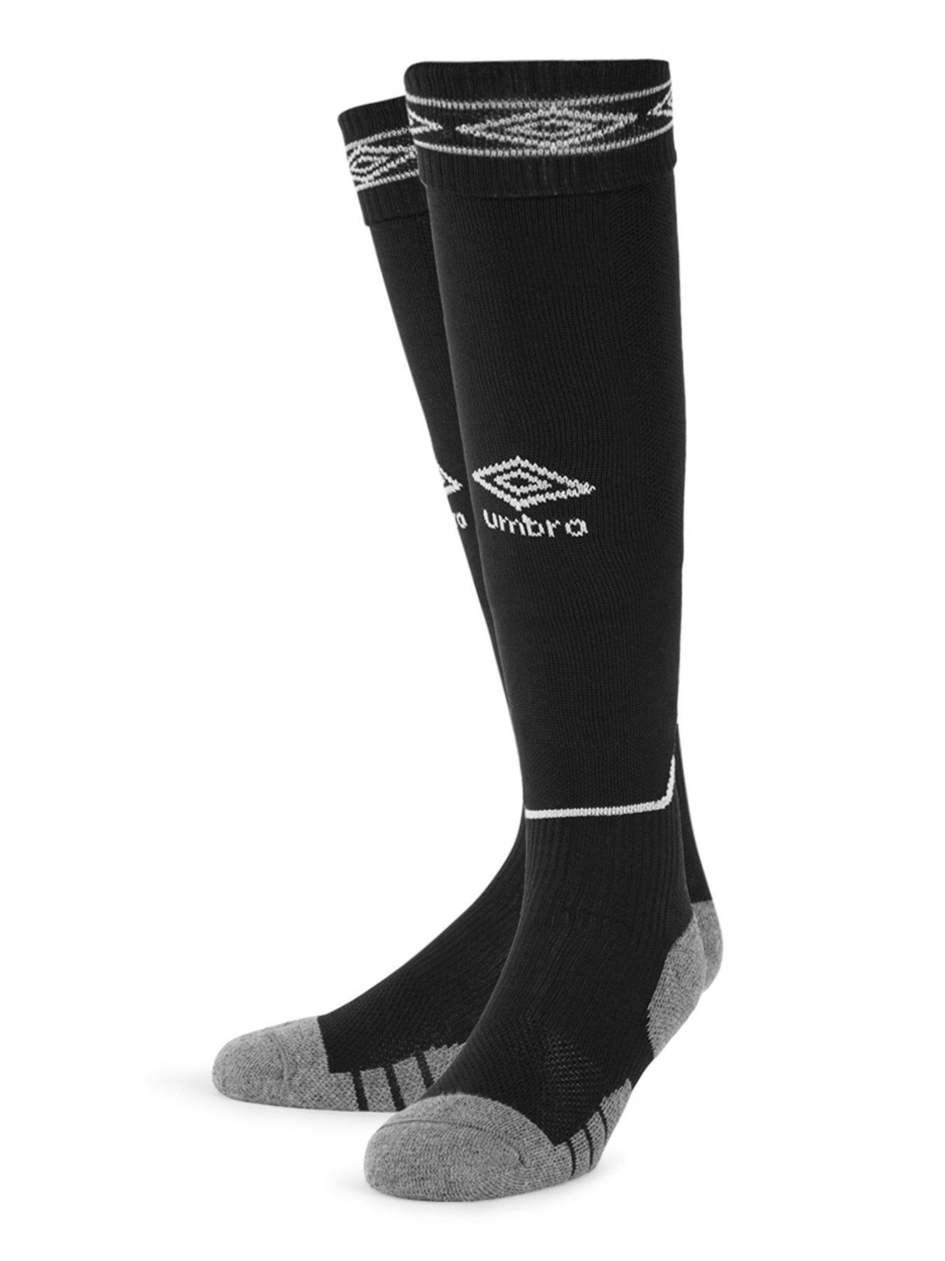 umbro-boys-diamond-top-football-socks-black