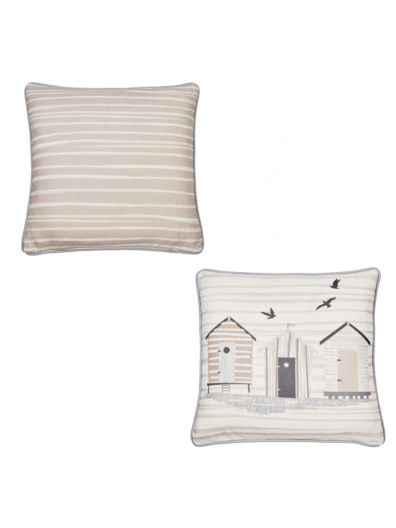 Image 4 of 5 of Fusion Outdoor Cushion Beachhuts - Natural