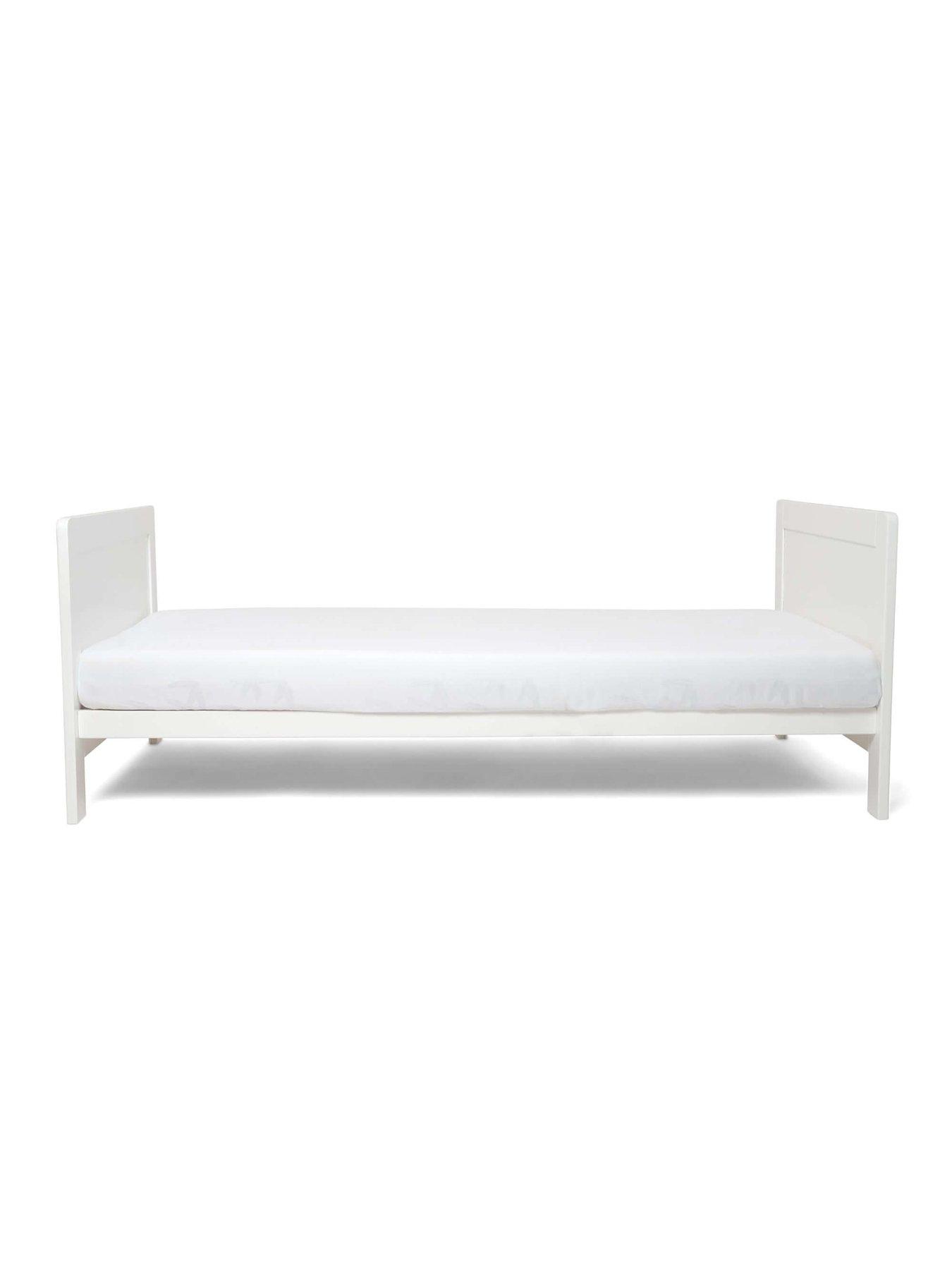 Image 4 of 6 of Clair De Lune Essentials Cot Bed