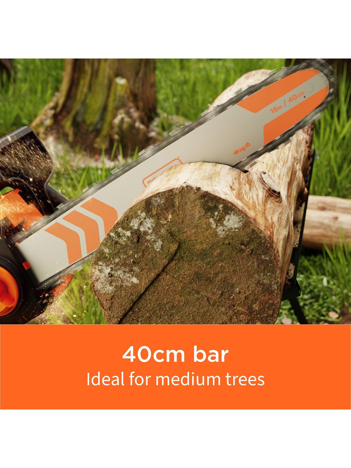 Image 3 of 5 of Black & Decker 2000w 40cm Chainsaw