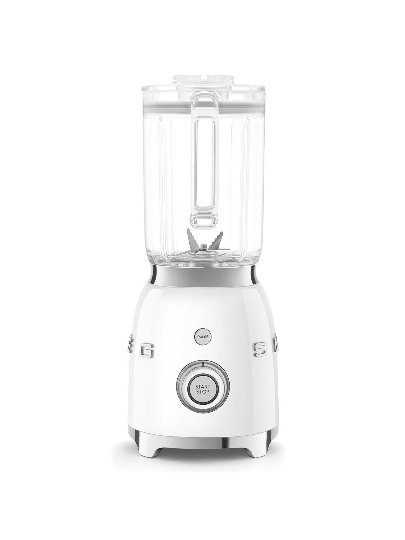 Image 4 of 7 of Smeg BLF03 Retro Style Jug Blender, 1.5 Litre, 800W - White