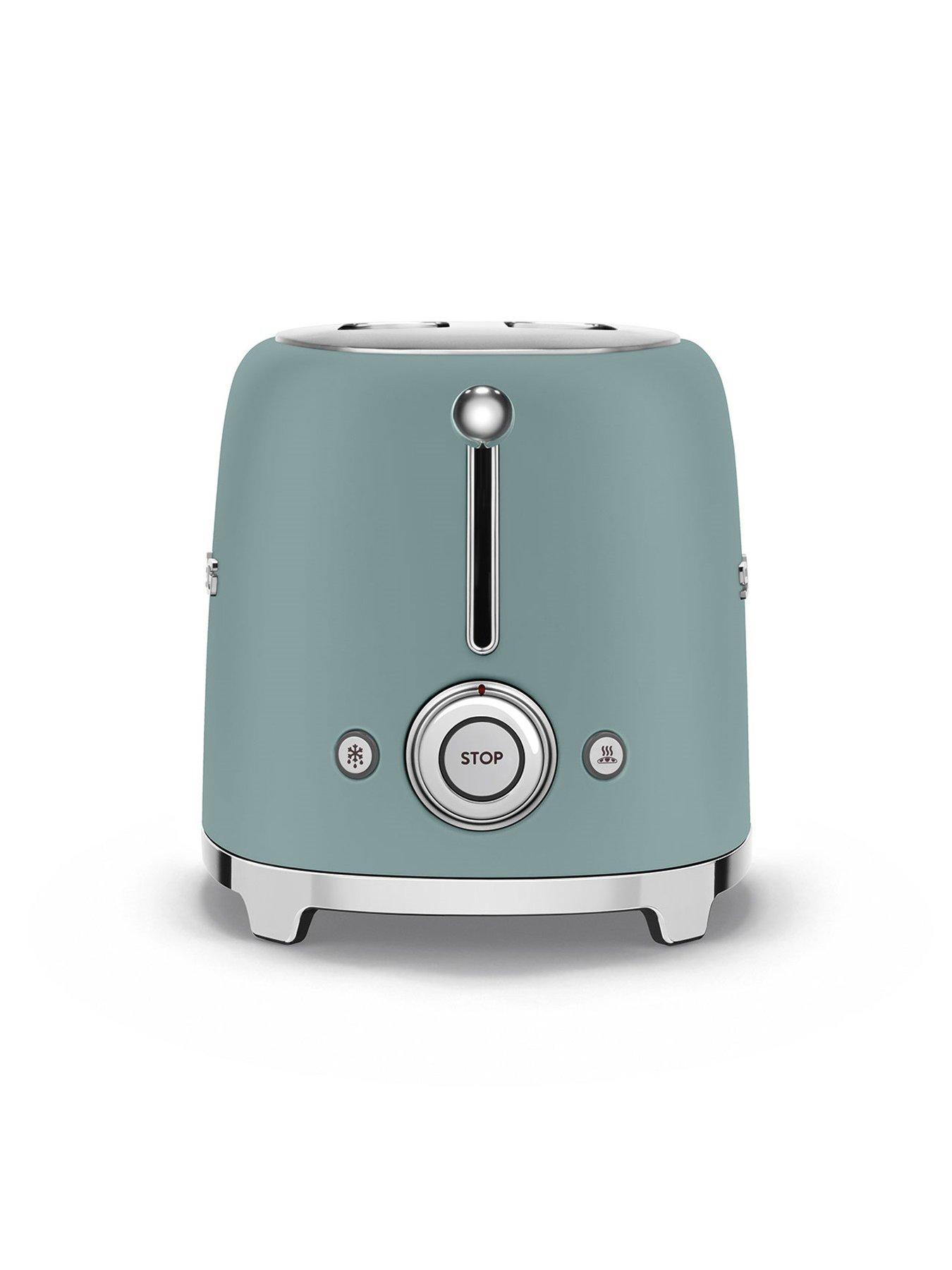 Image 3 of 7 of Smeg TSF01 Retro Style 2 Slice Toaster, 950W - Matte Emerald Green