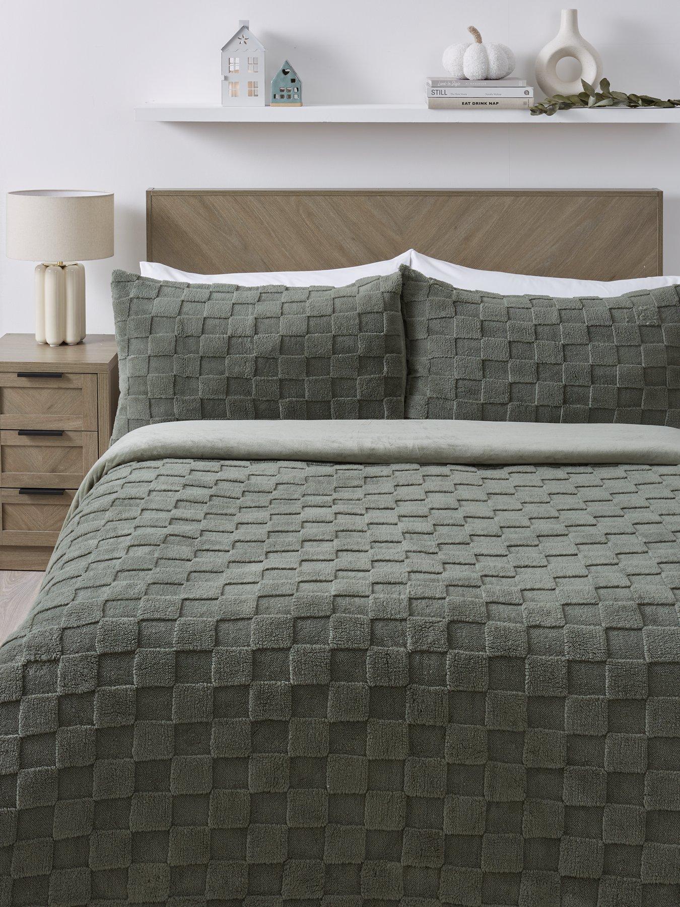 undefined Checkerboard Fleece Duvet Cover Set