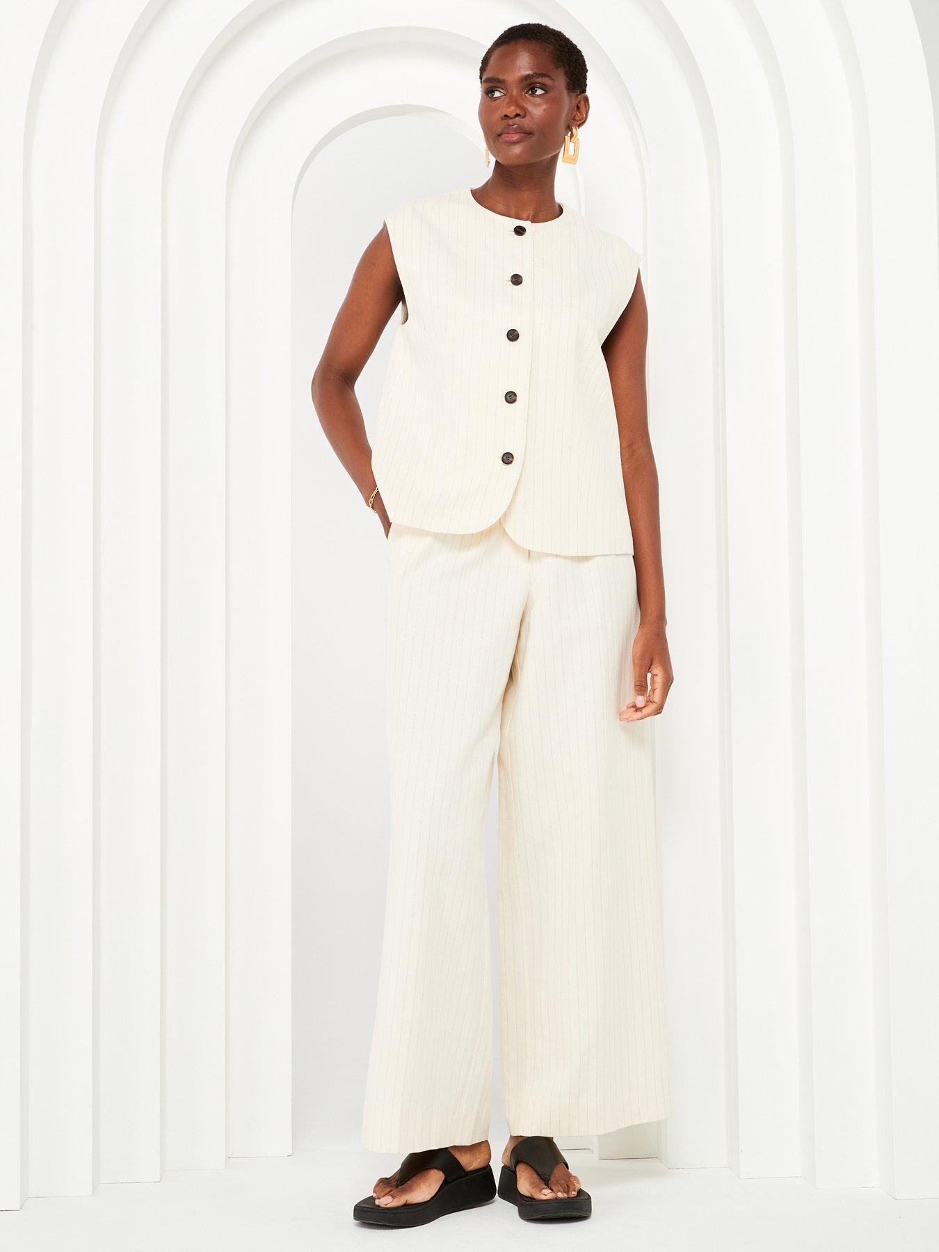 Image 3 of 6 of AllSaints Payton Waistcoat - White