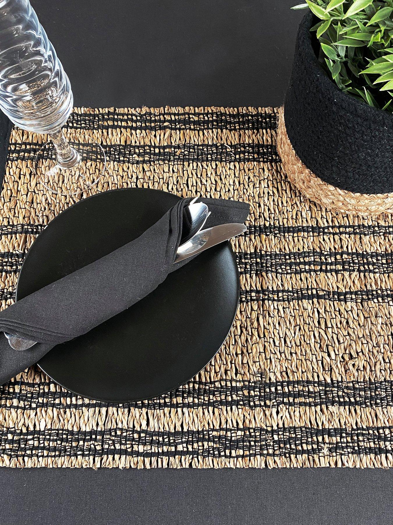 esselle-tay-seagrasscotton-placemat-black-2-pk