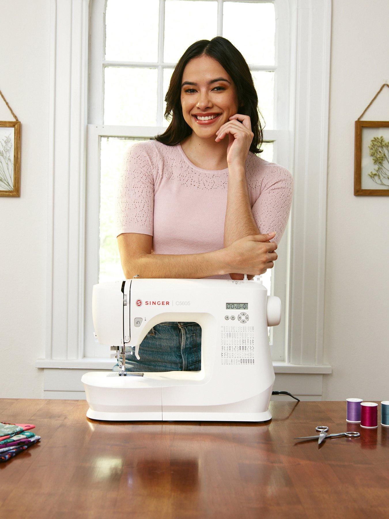 undefined Computerised C5605 Sewing Machine