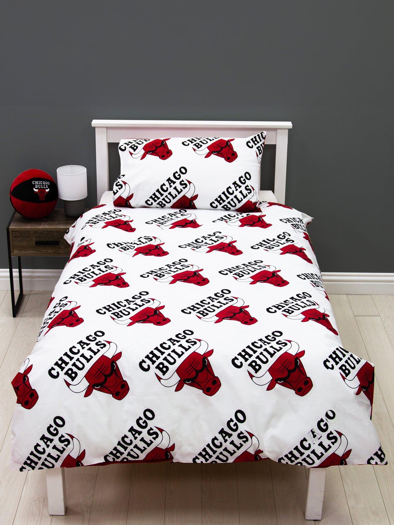 Product photograph of Nba Chicago Bulls Single Duvet Cover Set - Multi from very.co.uk