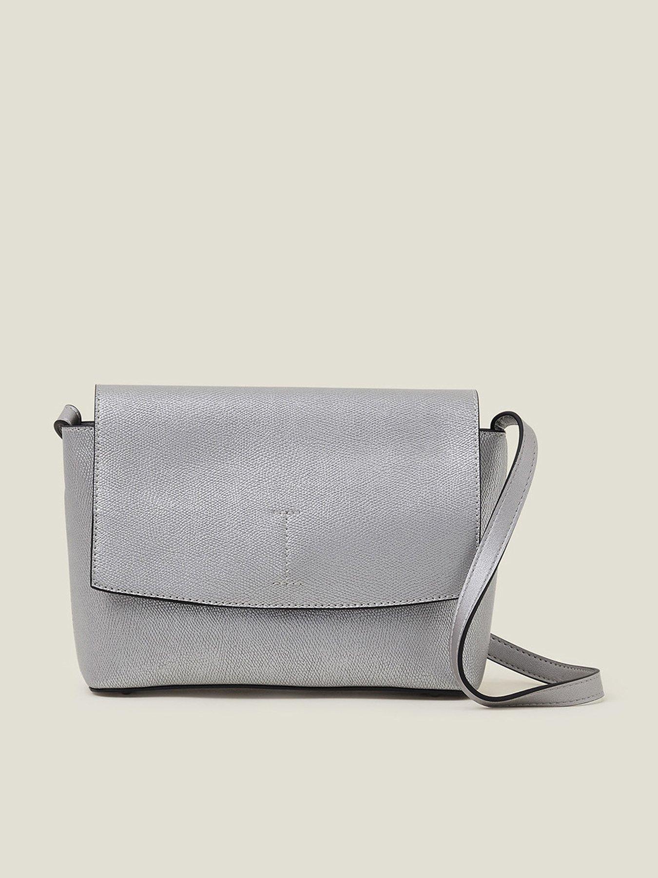 Image 1 of 4 of Accessorize Leo Crossbody