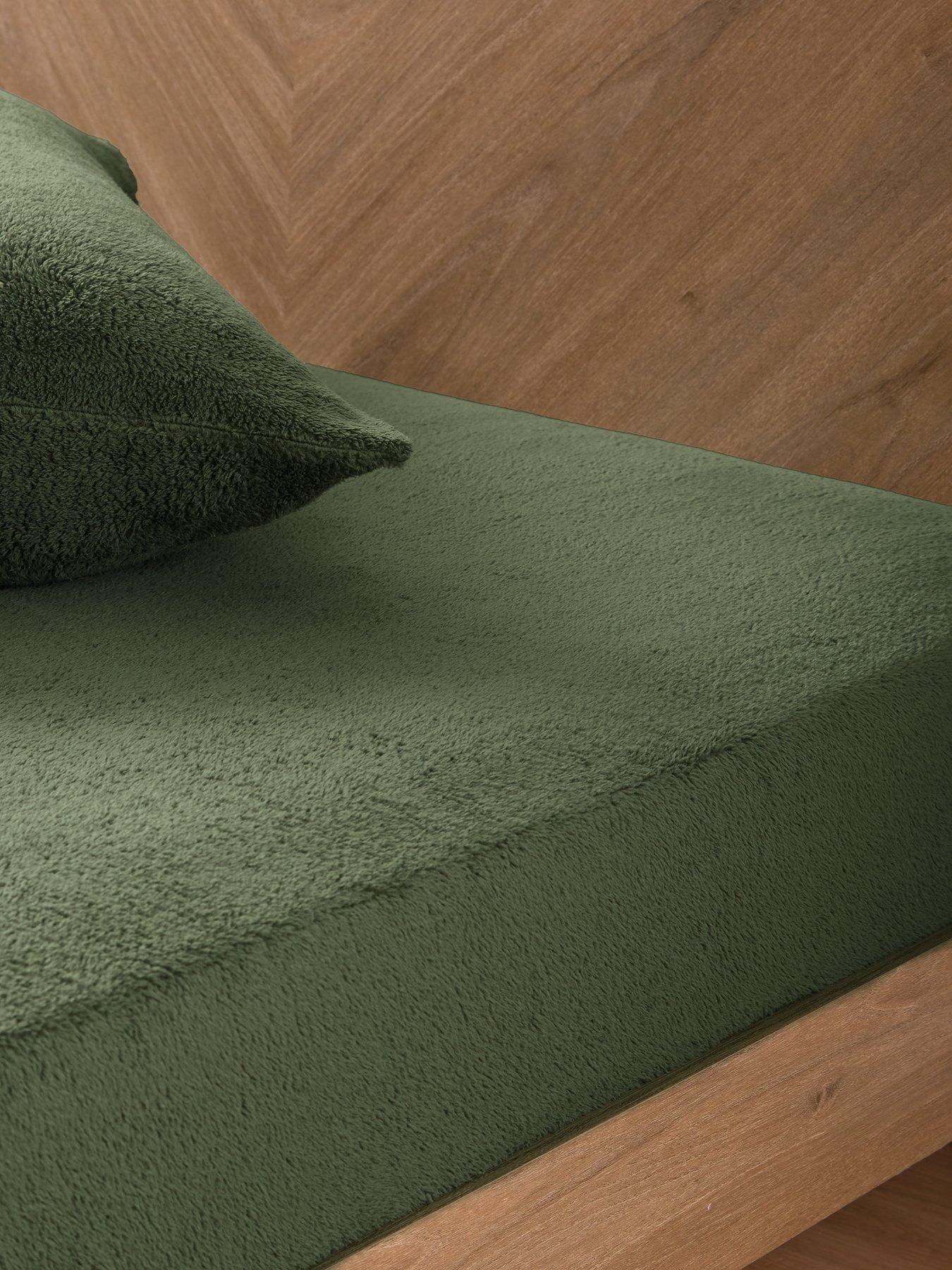 Image 1 of 4 of The Very Collection Teddy Fleece Fitted Sheet in Green
