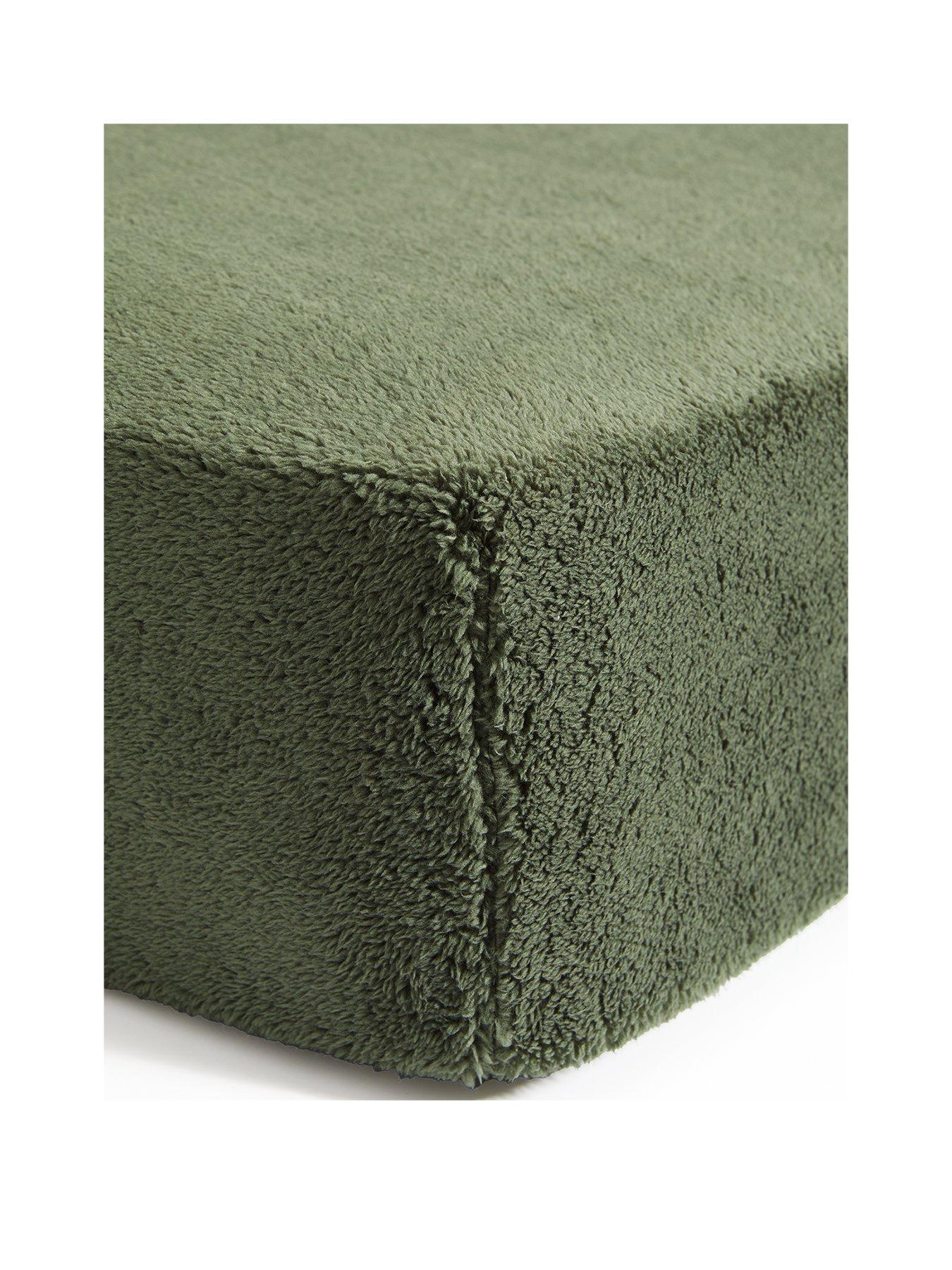 Image 2 of 4 of The Very Collection Teddy Fleece Fitted Sheet in Green
