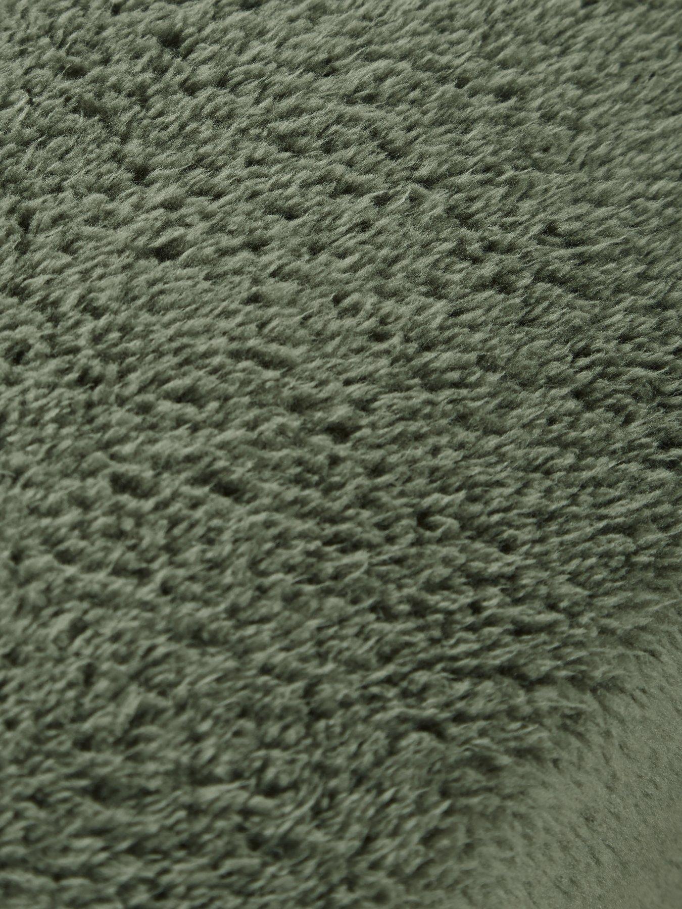 Image 4 of 4 of The Very Collection Teddy Fleece Fitted Sheet in Green