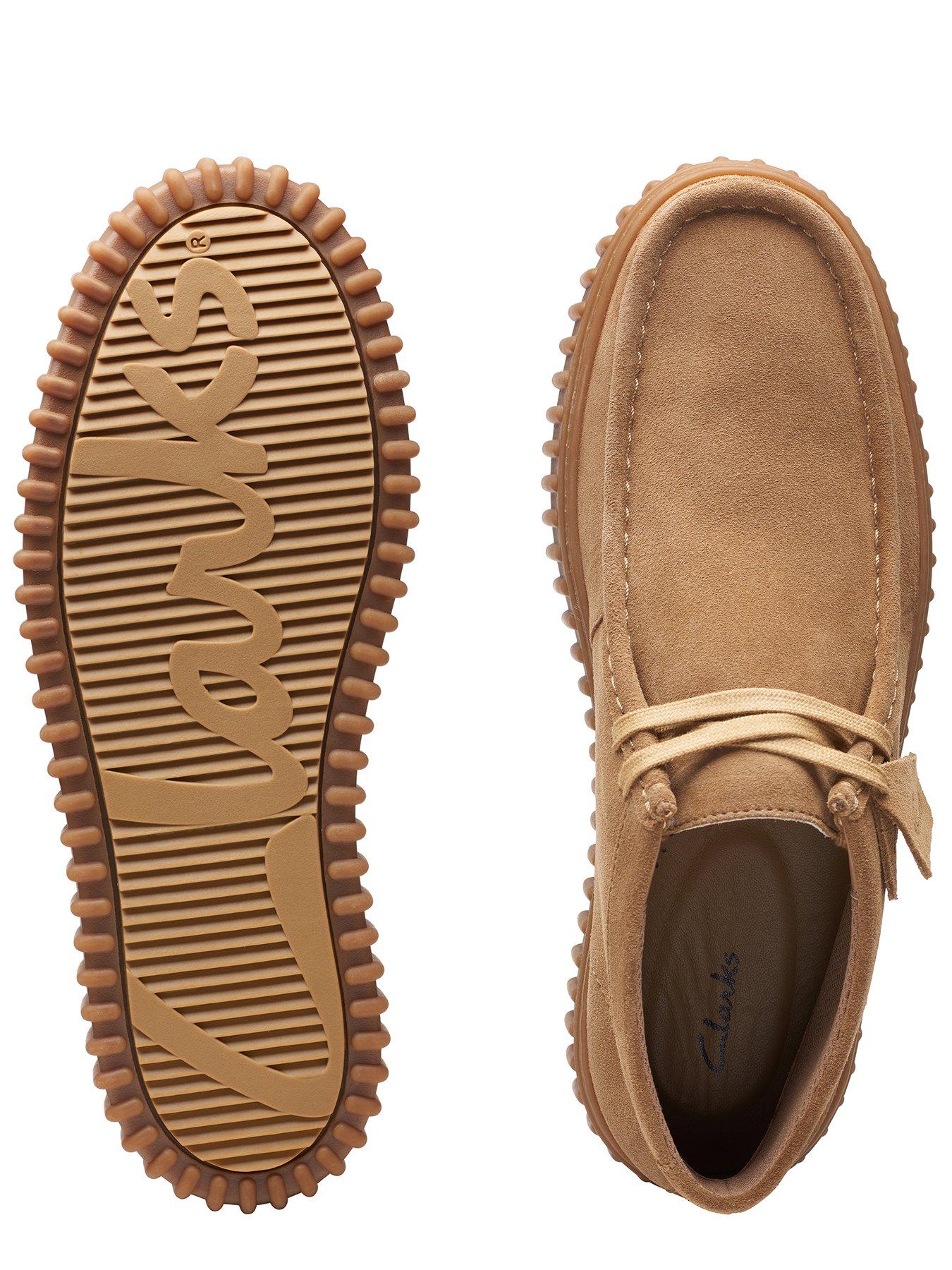Image 5 of 7 of Clarks Torhill Hi Chukka Boots - Light Brown