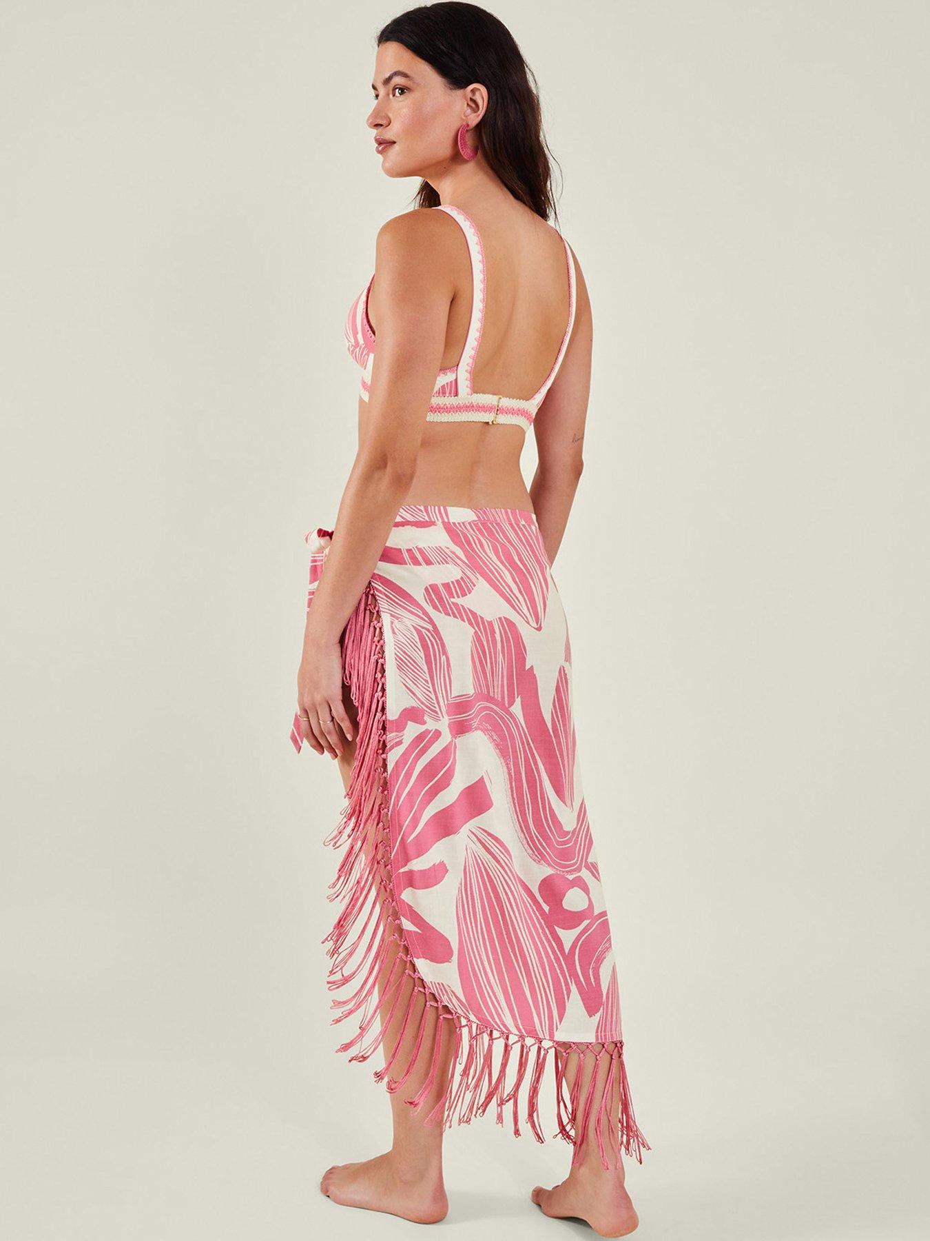 Image 2 of 4 of Accessorize Squiggle Sarong - Pink