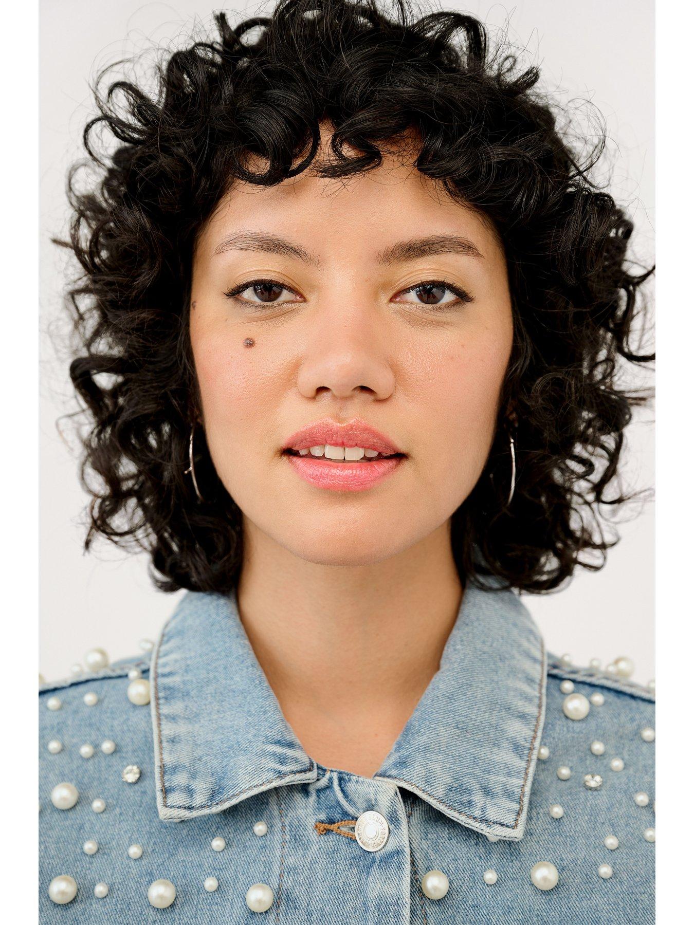 Image 3 of 7 of Benefit Precisely My Brow Full Pigment Sculpting Wax