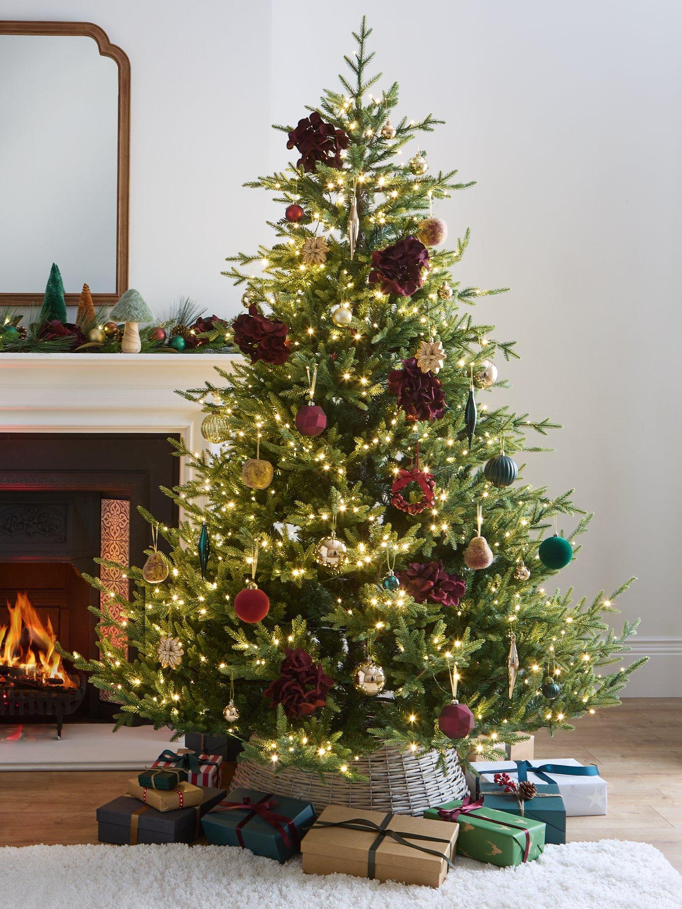 undefined 7ft (210 cm) Grand Nottingham Fir Pre-Lit Christmas Tree