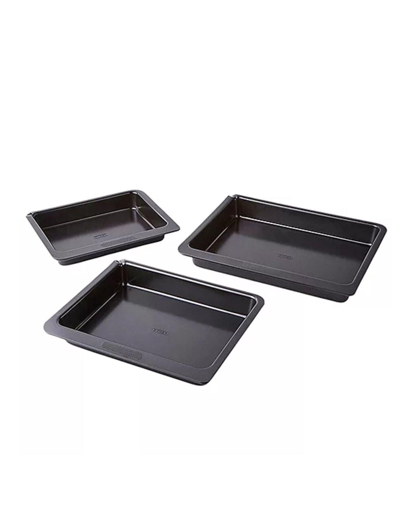 Product photograph of Pyrex Magic Metal 3 Piece Roaster Set from very.co.uk