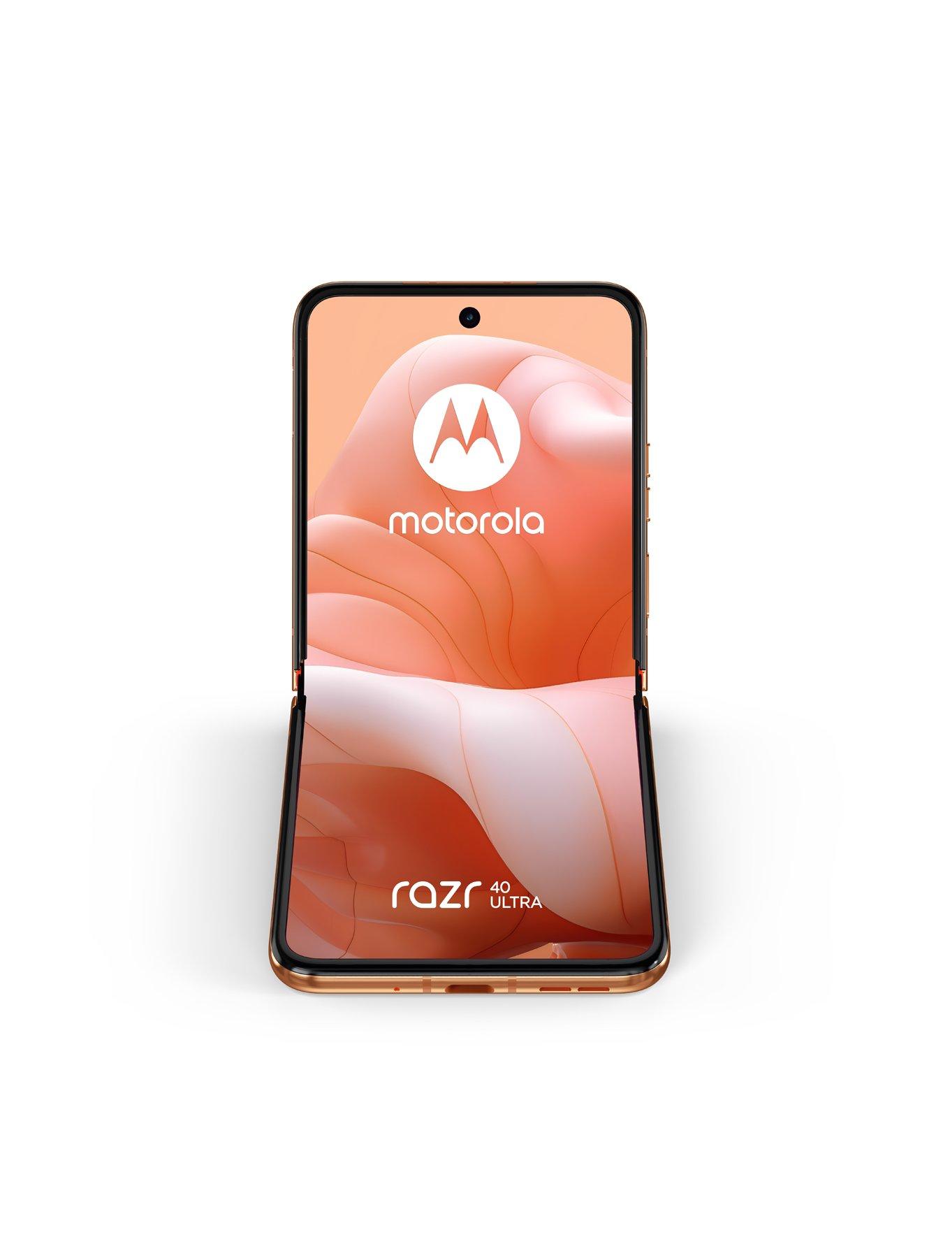Image 6 of 7 of Motorola Razr&nbsp;40 Ultra - 256GB, Peach