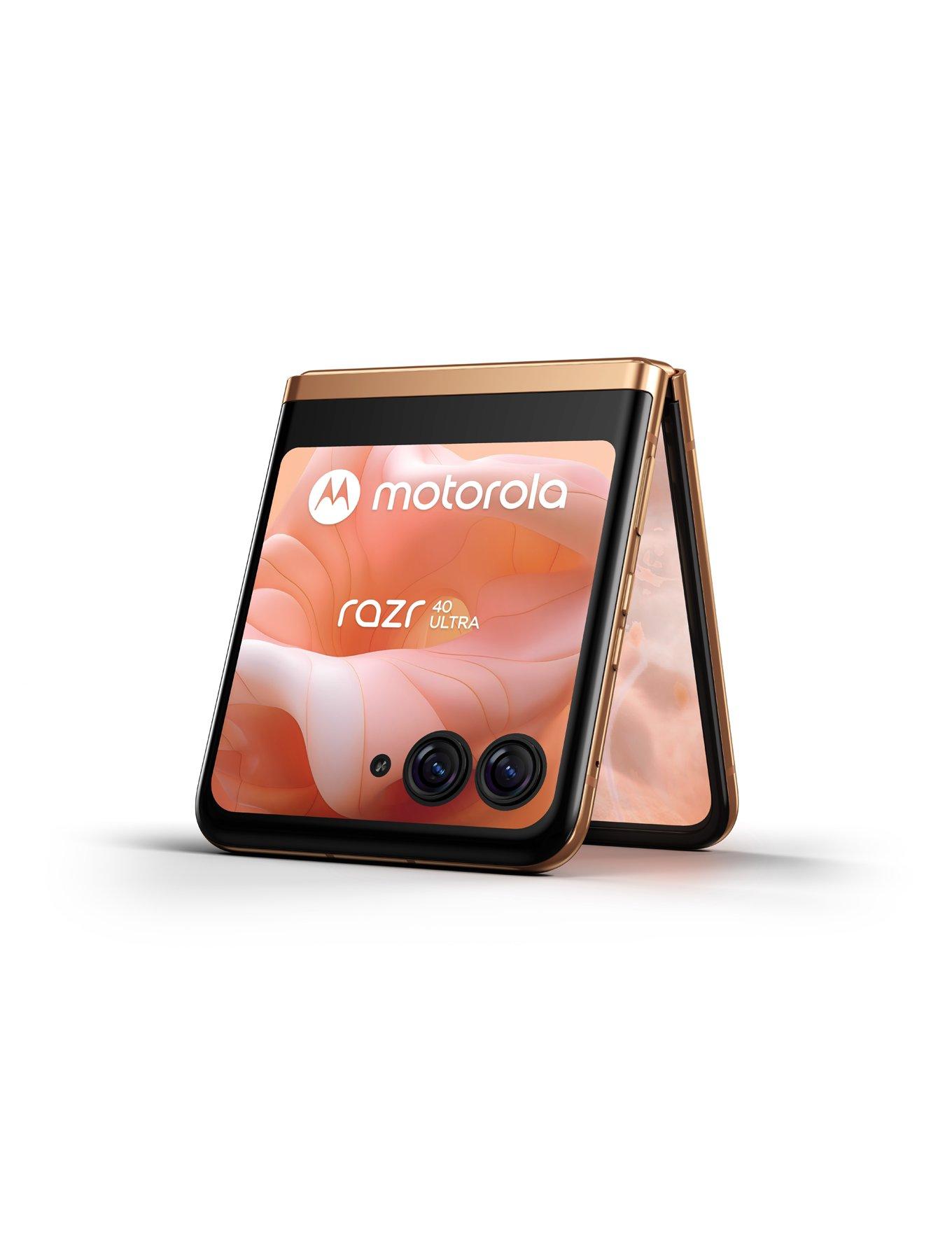 Image 7 of 7 of Motorola Razr&nbsp;40 Ultra - 256GB, Peach