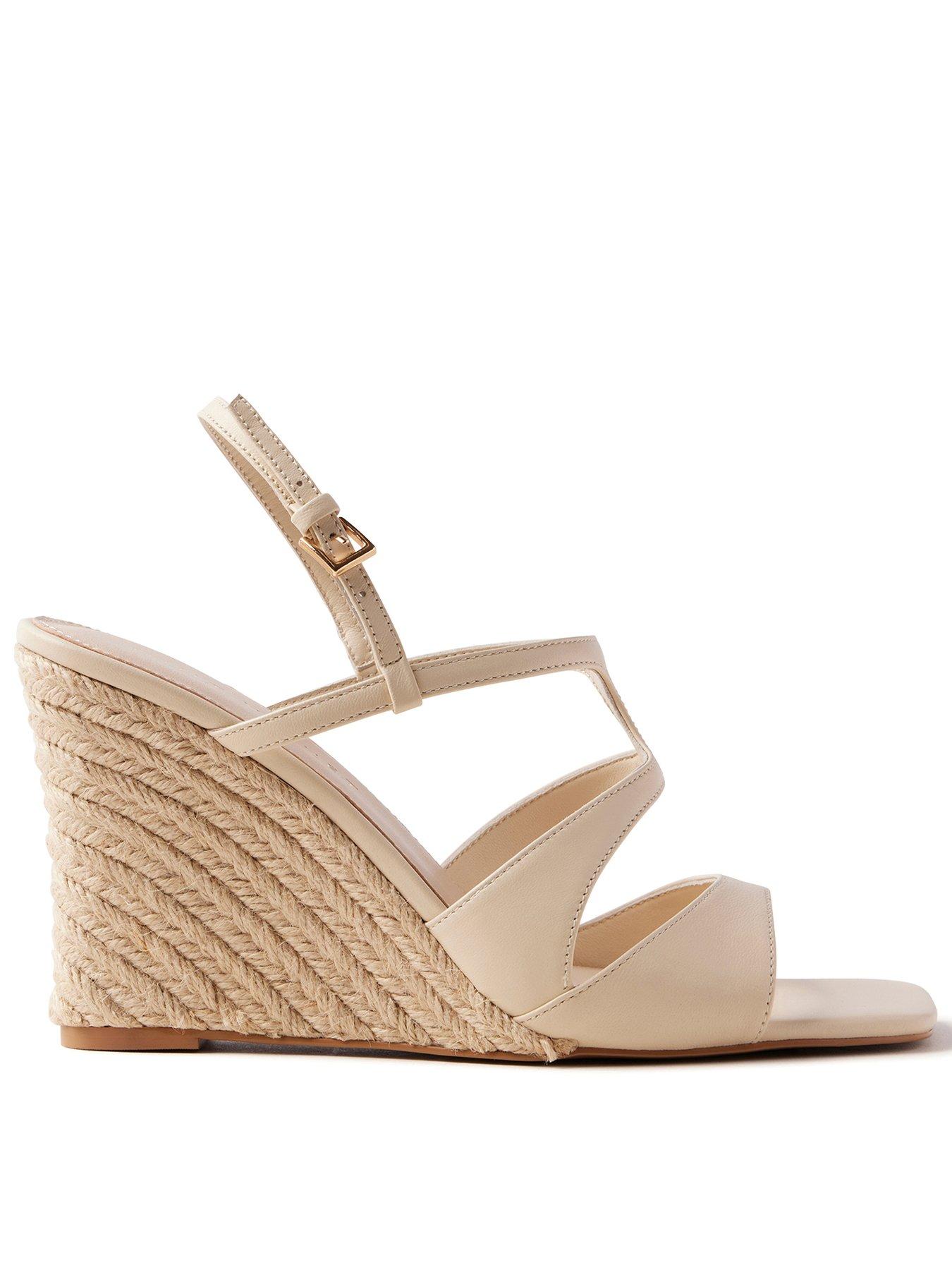 Cream wedges online