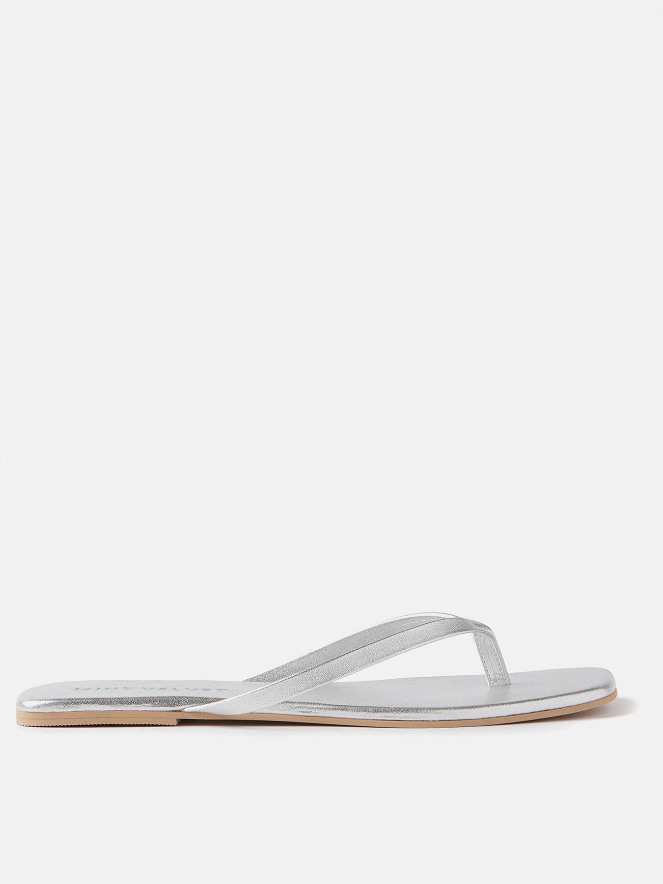 Pia Silver Leather Flip Flops