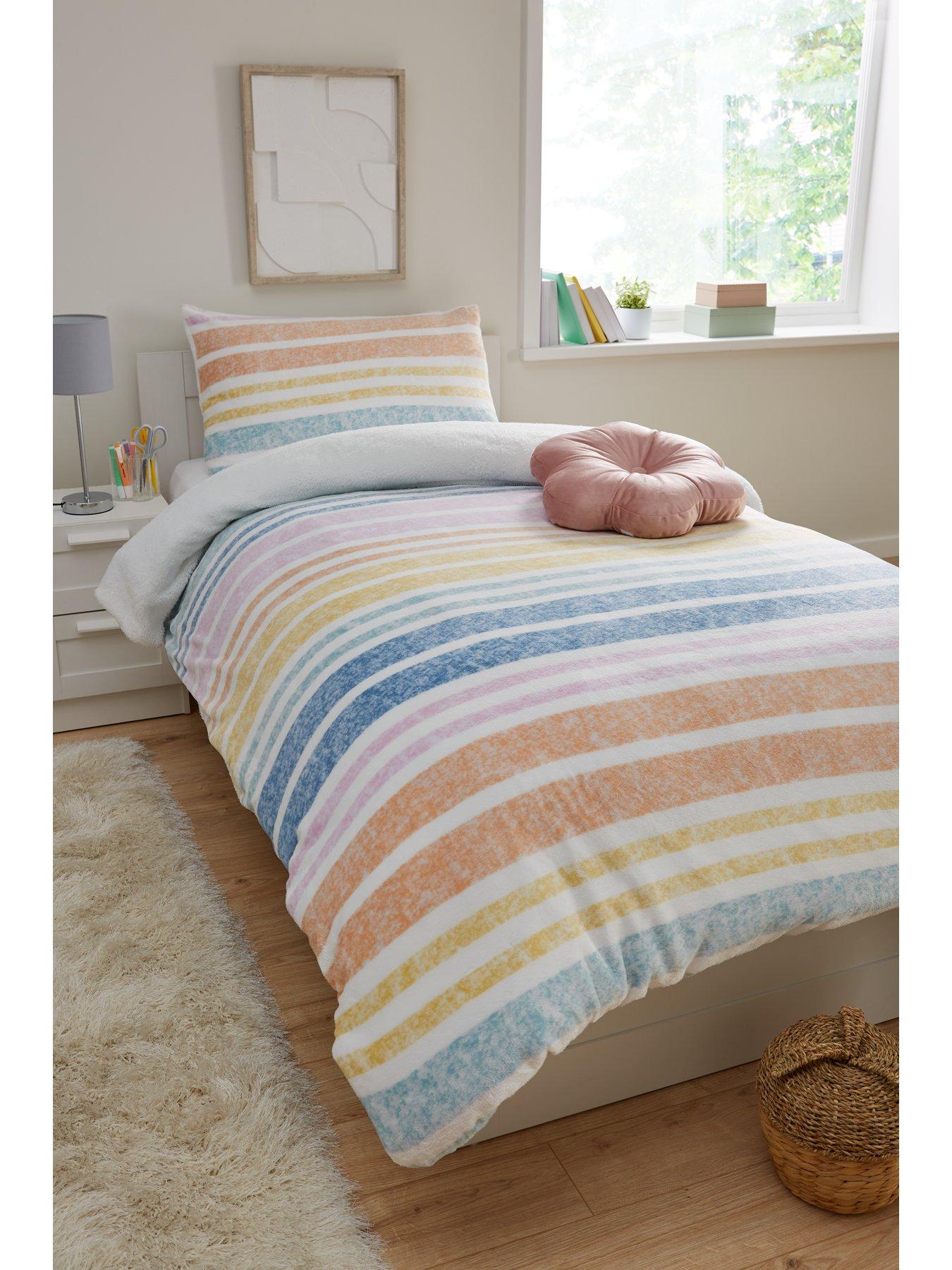 undefined Kids Cosy Rainbow Fleece Duvet Cover Set