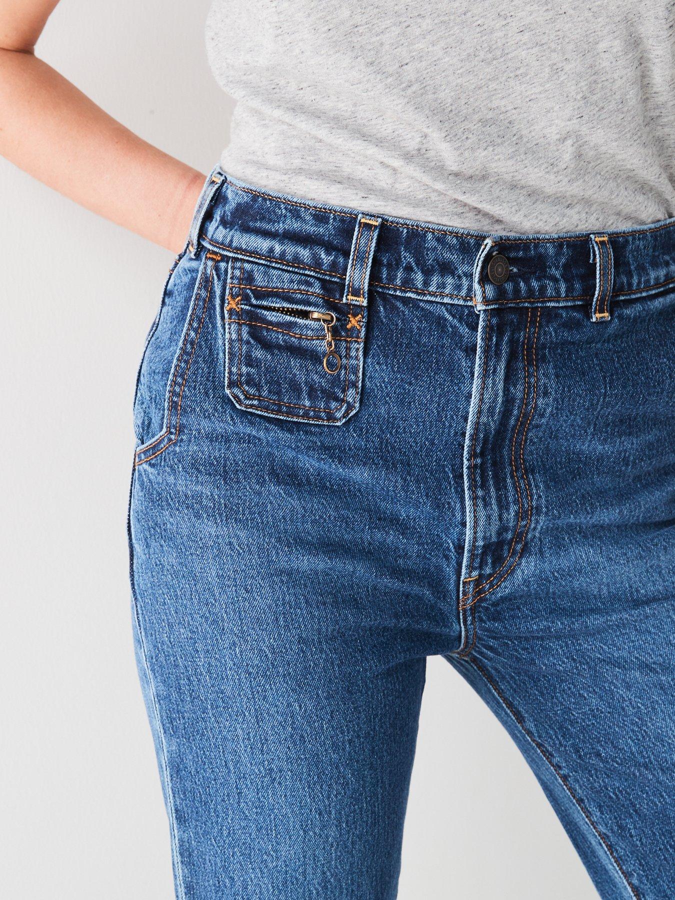 Image 5 of 5 of Levi's Ribcage Bell Jeans - Moment Of The Month Blue