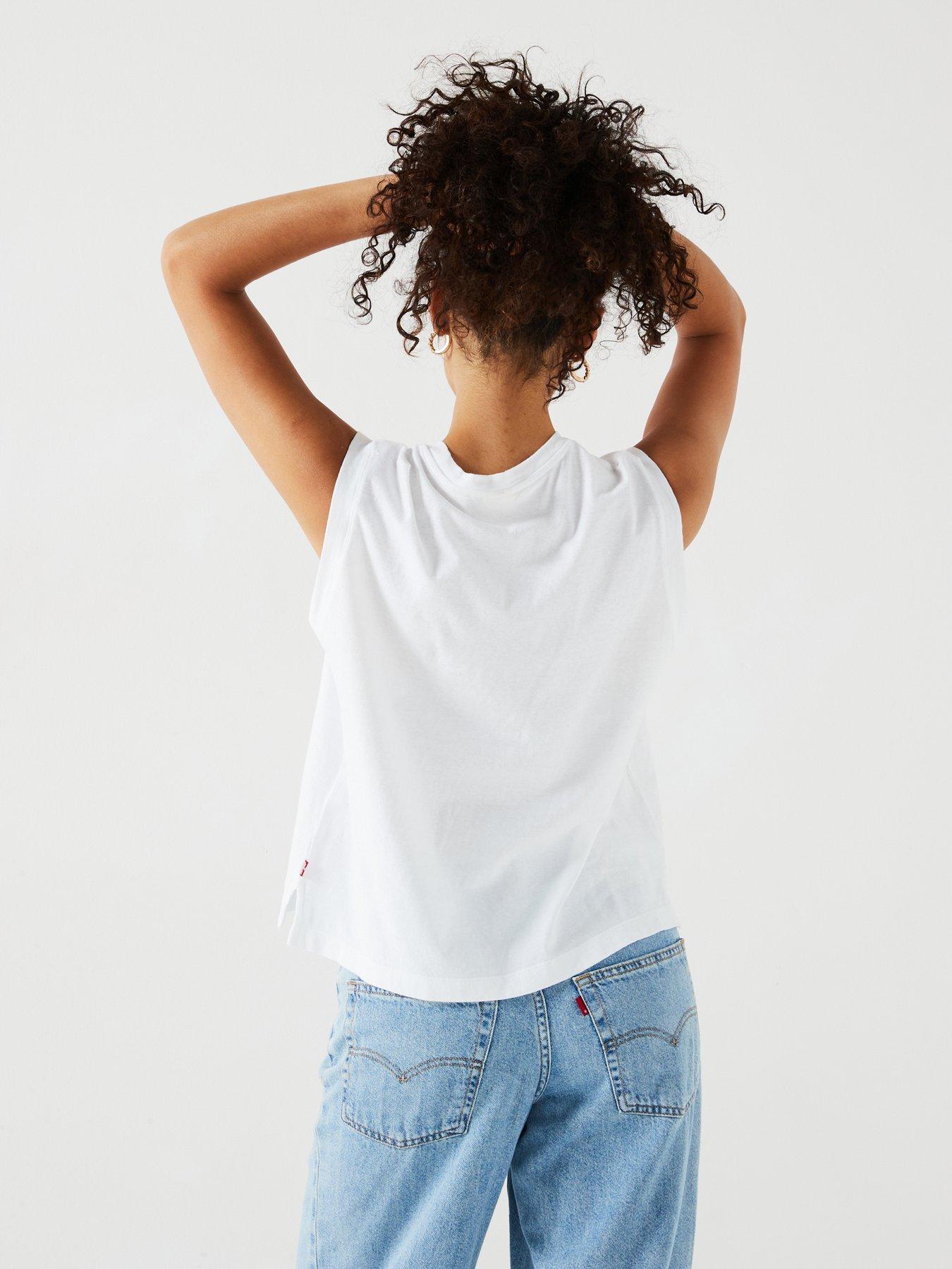 Image 2 of 6 of Levi's Boxy Tank Top&nbsp;- White&nbsp;