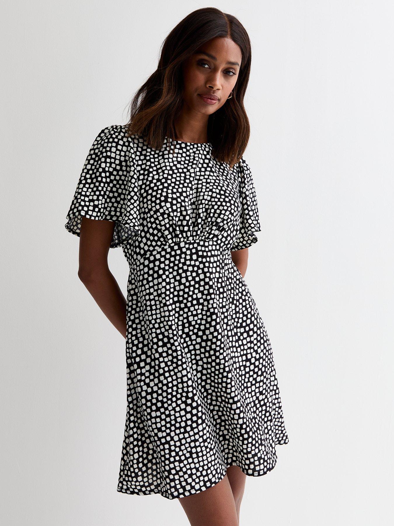 New Look Black Monochrome Patterned Mini Dress | Very.co.uk